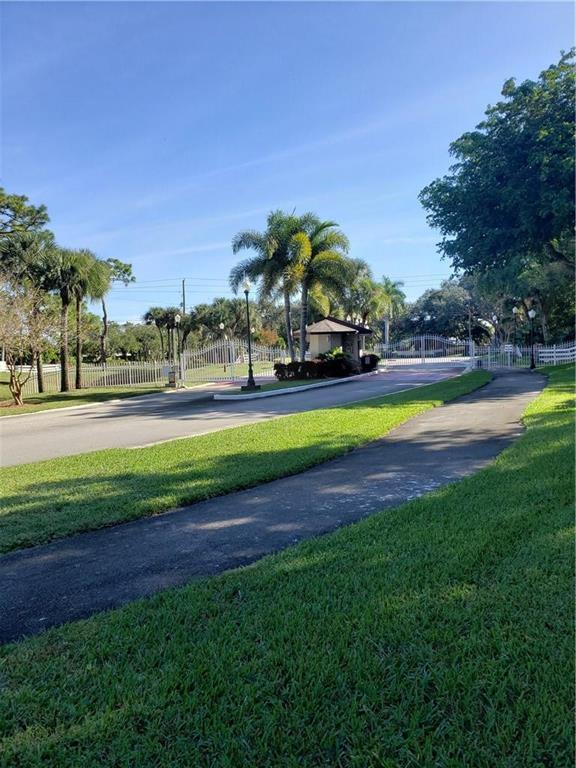 4259 NW Wood Ride Road E, Boynton Beach, FL 33436, Boynton Beach - Photo 2