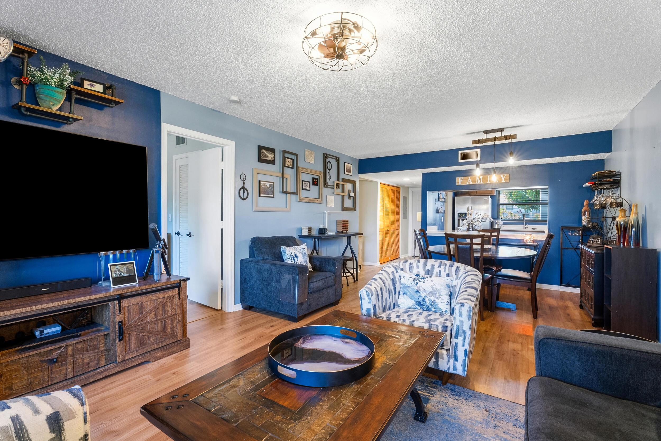 1201 SE Parkview Place G4, Stuart, FL 34994, Stuart - Photo 3