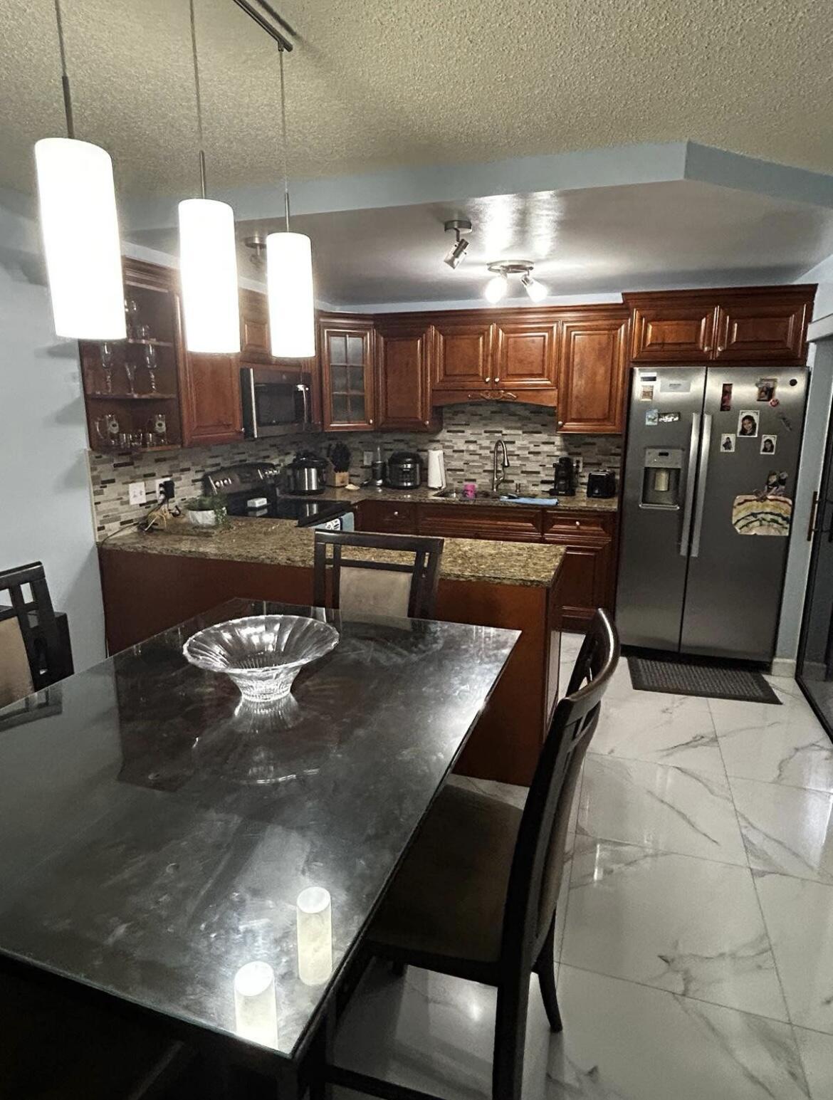 341 Lake Arbor Drive, Palm Springs, FL 33461, Palm Springs - Photo 4