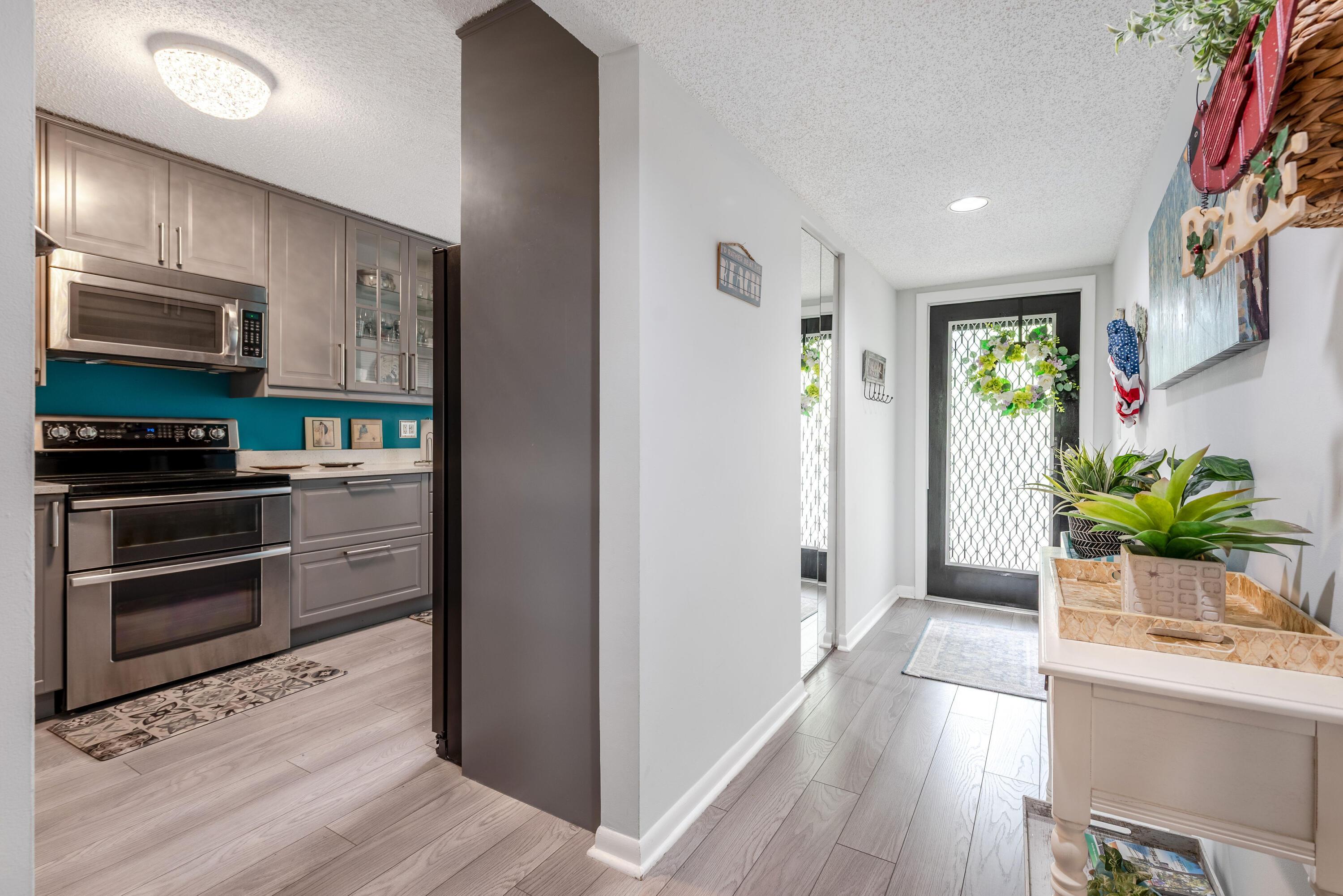 15244 Lakes Of Delray Boulevard 304, Delray Beach, FL 33484, Delray Beach - Photo 4