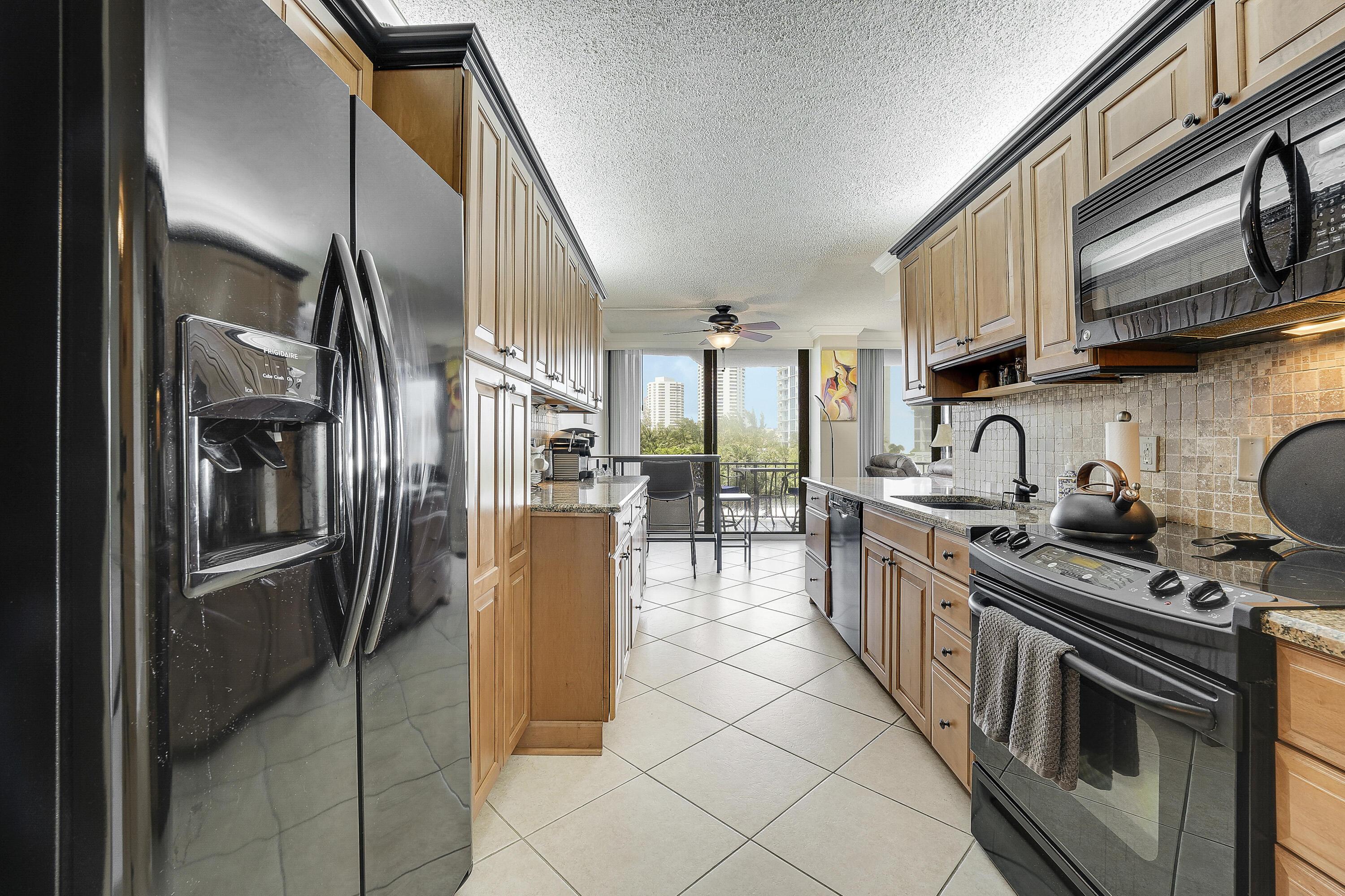 4200 N Ocean Drive 2-306, Riviera Beach, FL 33404, Riviera Beach - Photo 3