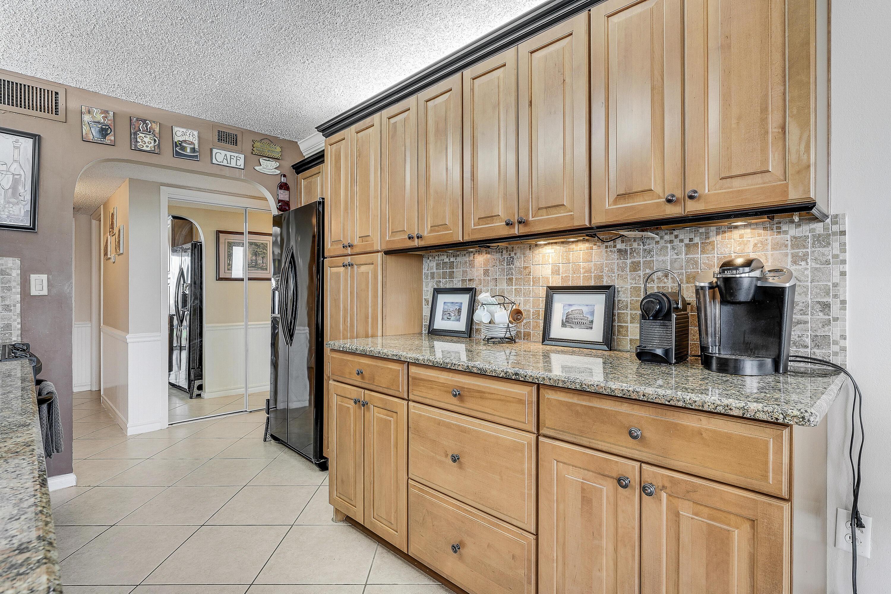 4200 N Ocean Drive 2-306, Riviera Beach, FL 33404, Riviera Beach - Photo 4