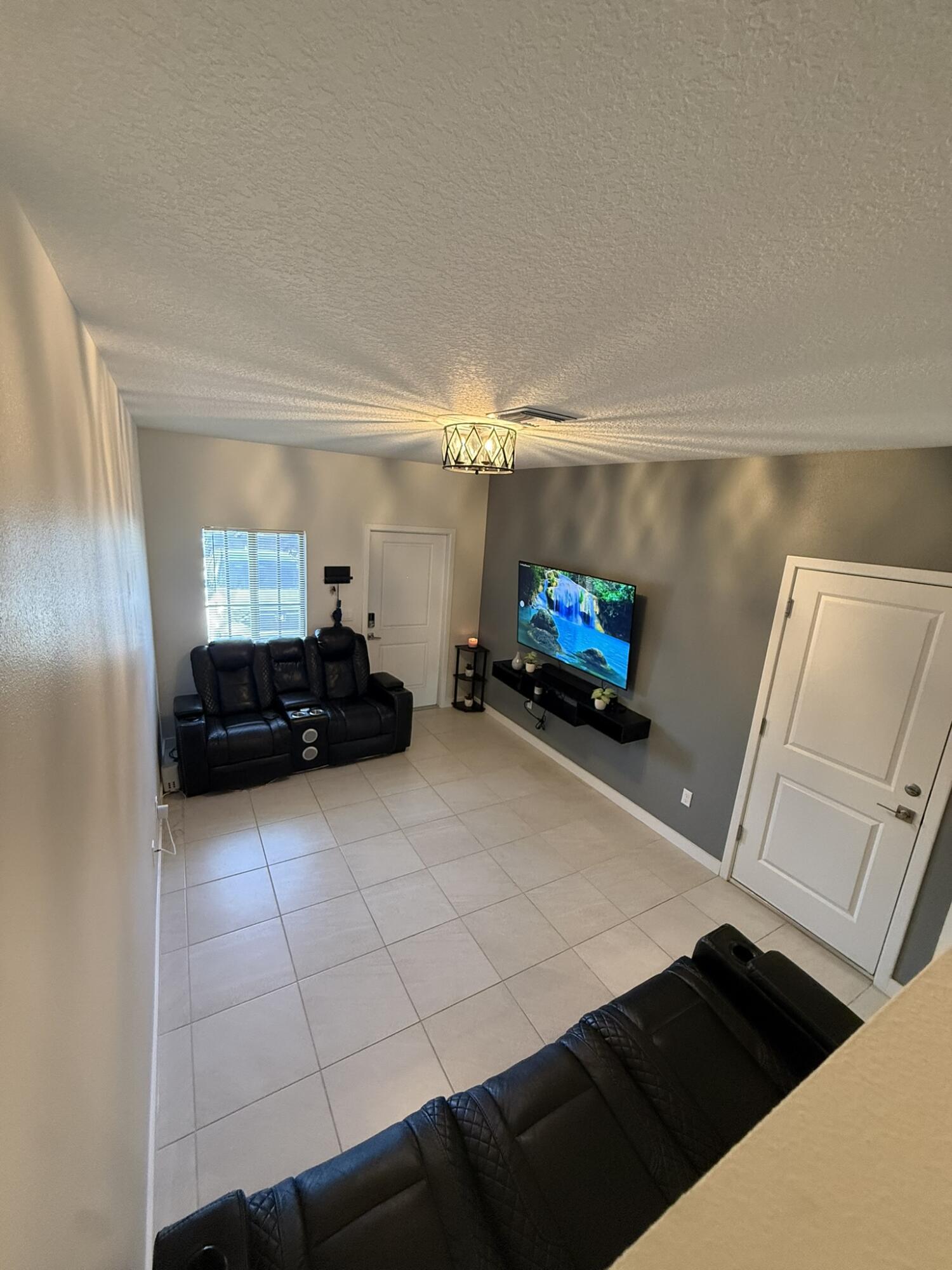 5012 Elderberry Street, Haverhill, FL 33415, Haverhill - Photo 3