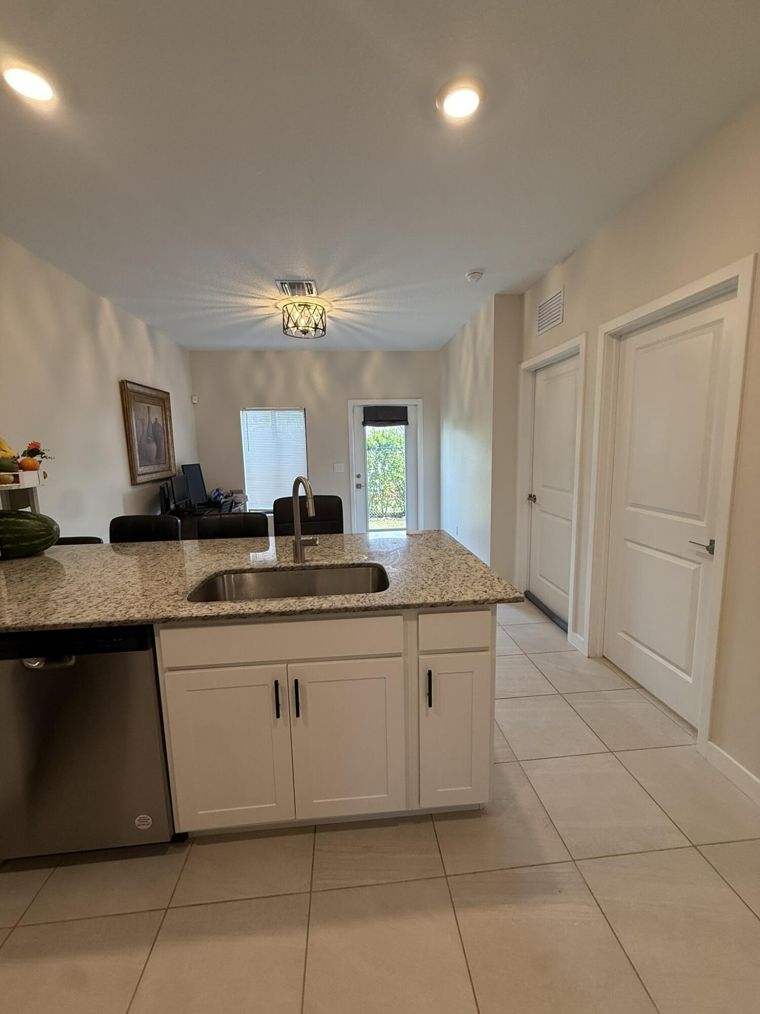 5012 Elderberry Street, Haverhill, FL 33415, Haverhill - Photo 5