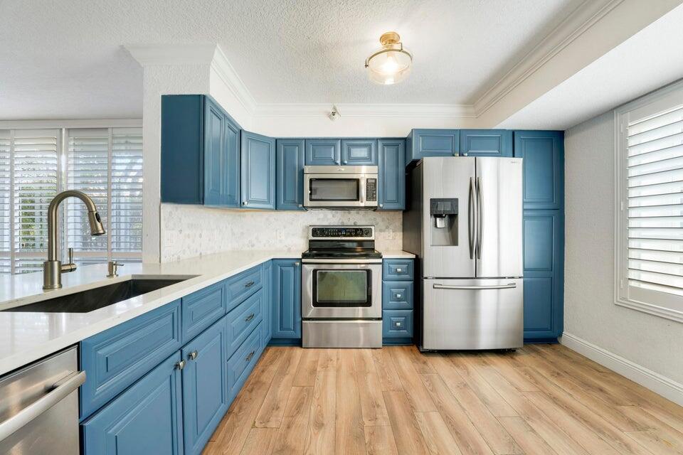 127 Yacht Club Way 101, Hypoluxo, FL 33462, Hypoluxo - Photo 5