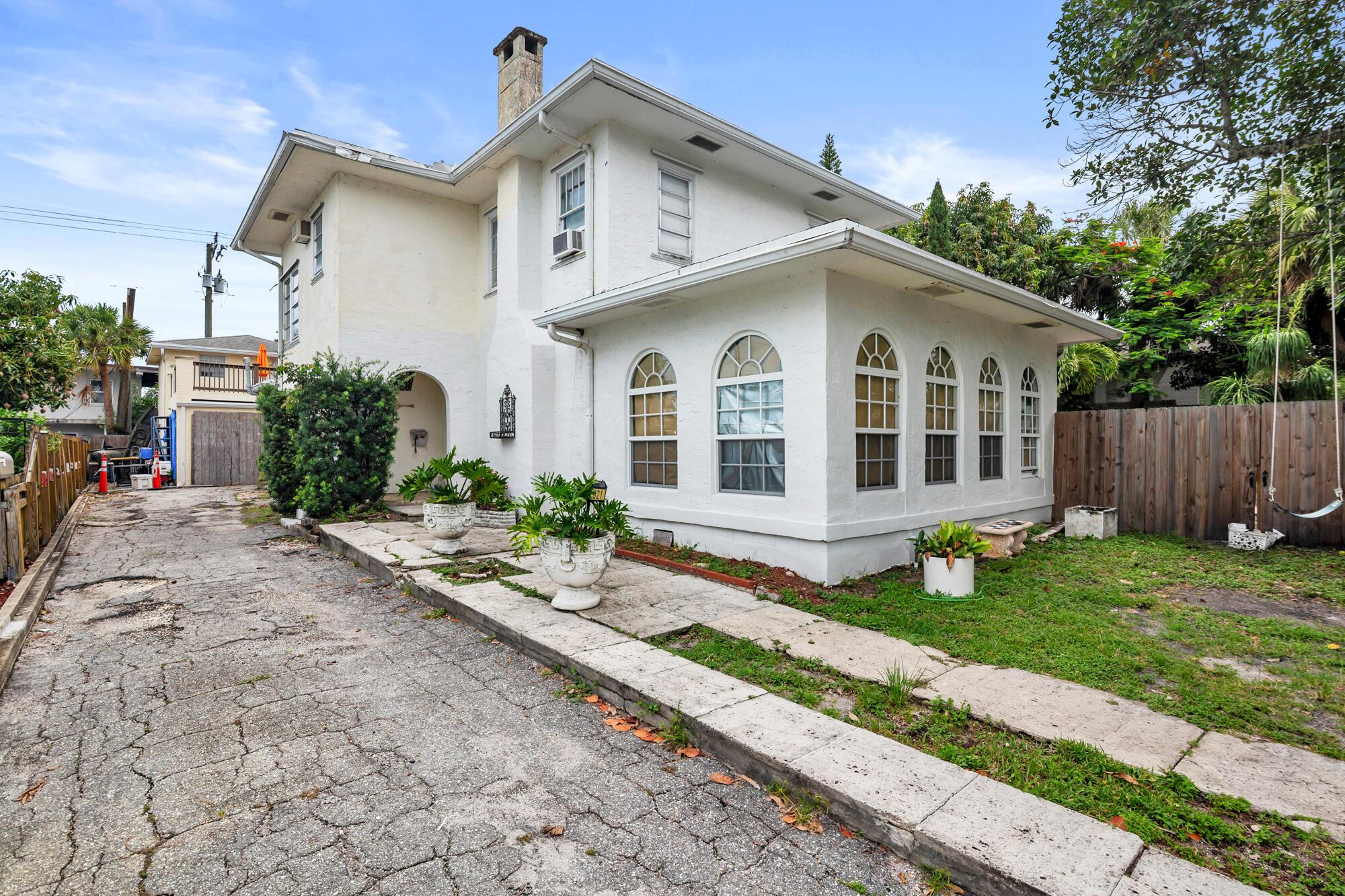 821 Omar Road, West Palm Beach, FL 33405, West Palm Beach - Photo 3