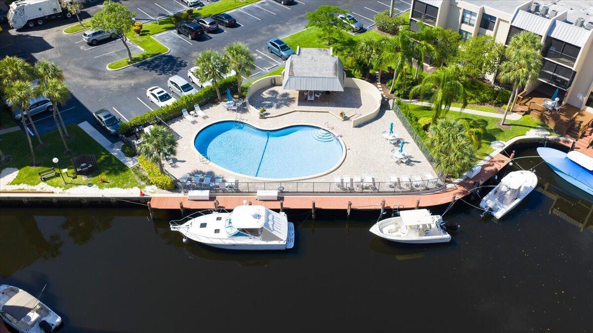 16 Royal Palm Way 205, Boca Raton, FL 33432, Boca Raton - Photo 4