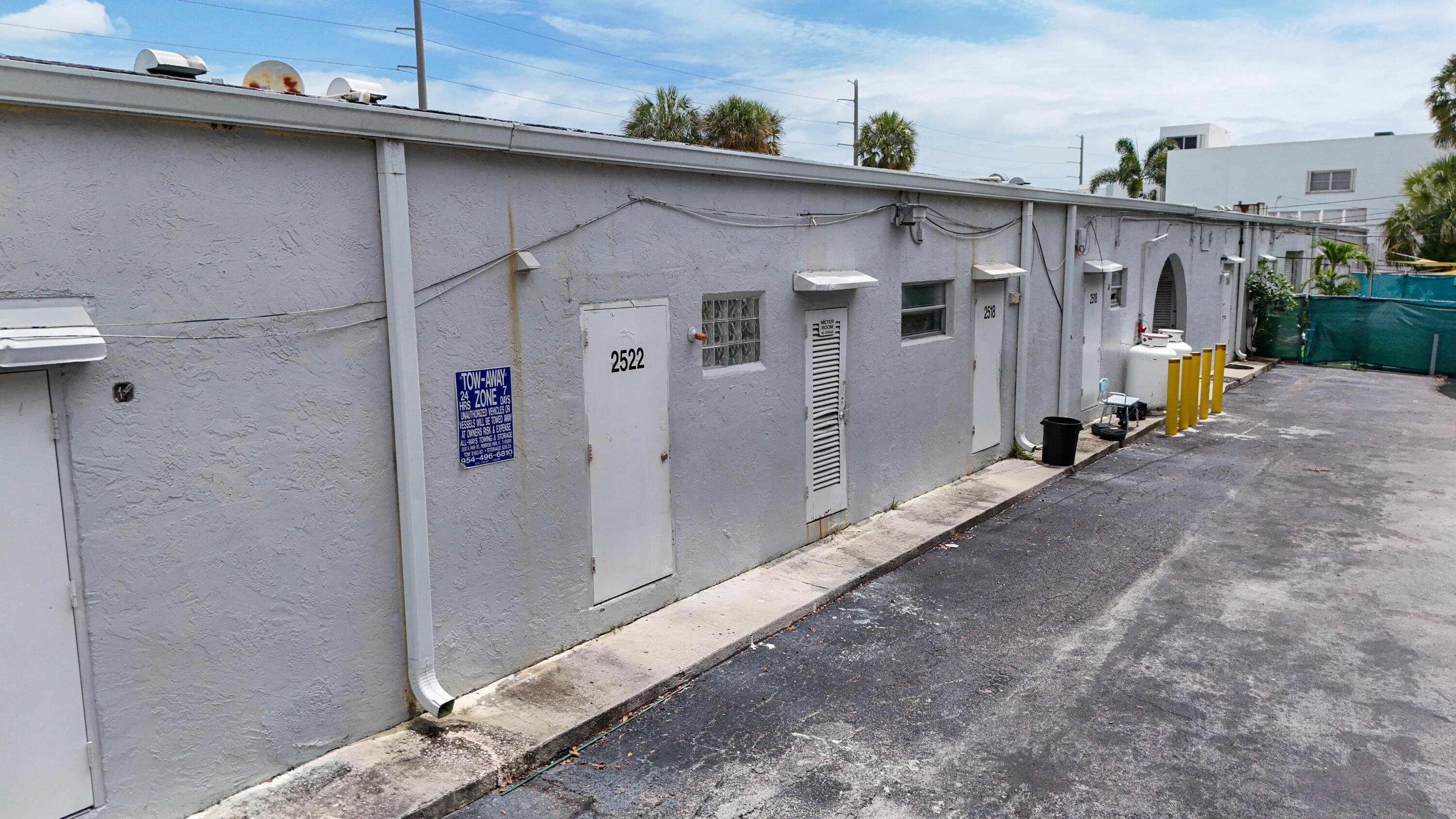 2450 W Oakland Park Boulevard, Oakland Park, FL 33311, Oakland Park - Photo 5