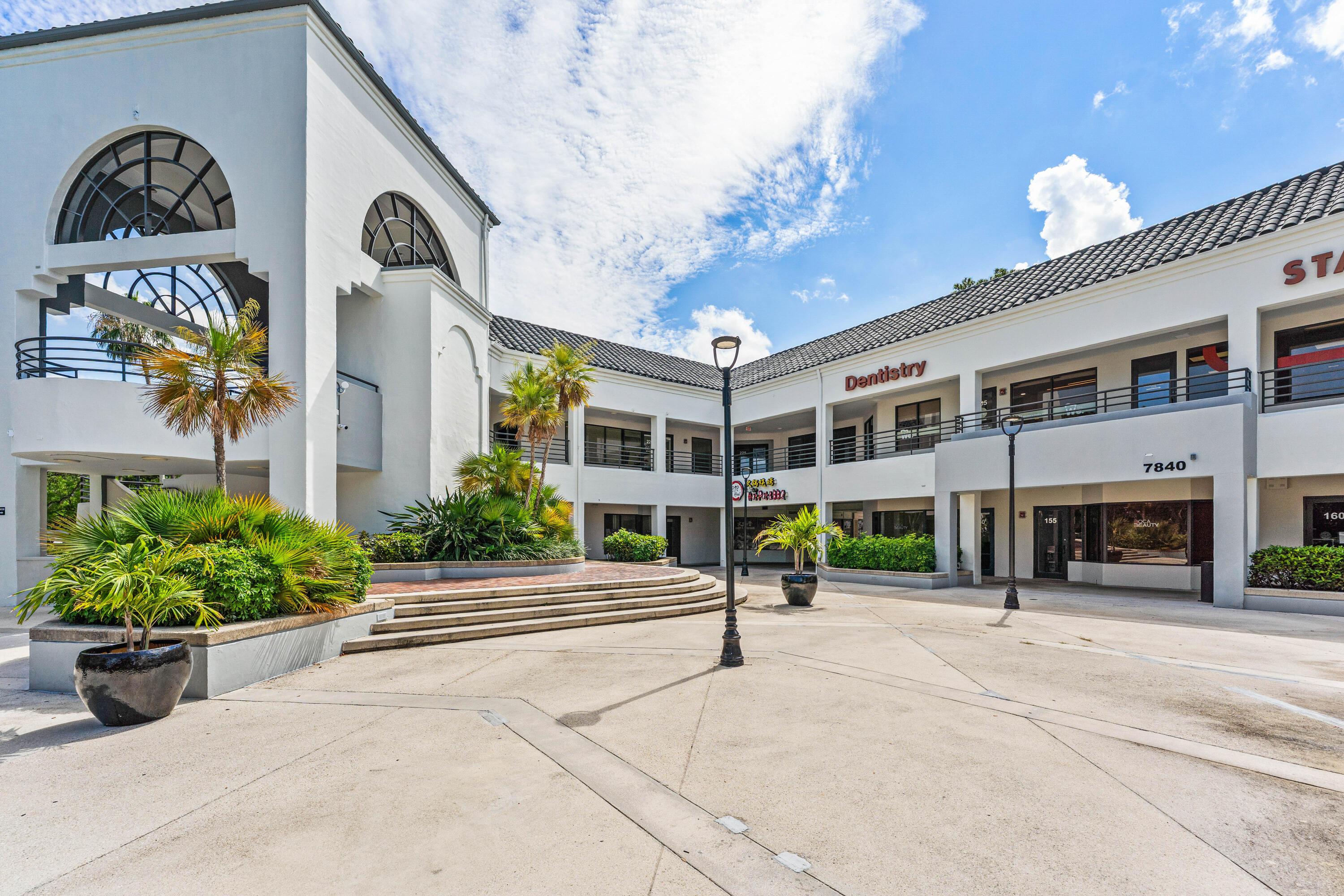 7880 Glades Road, Boca Raton, FL 33434, Boca Raton - Photo 3