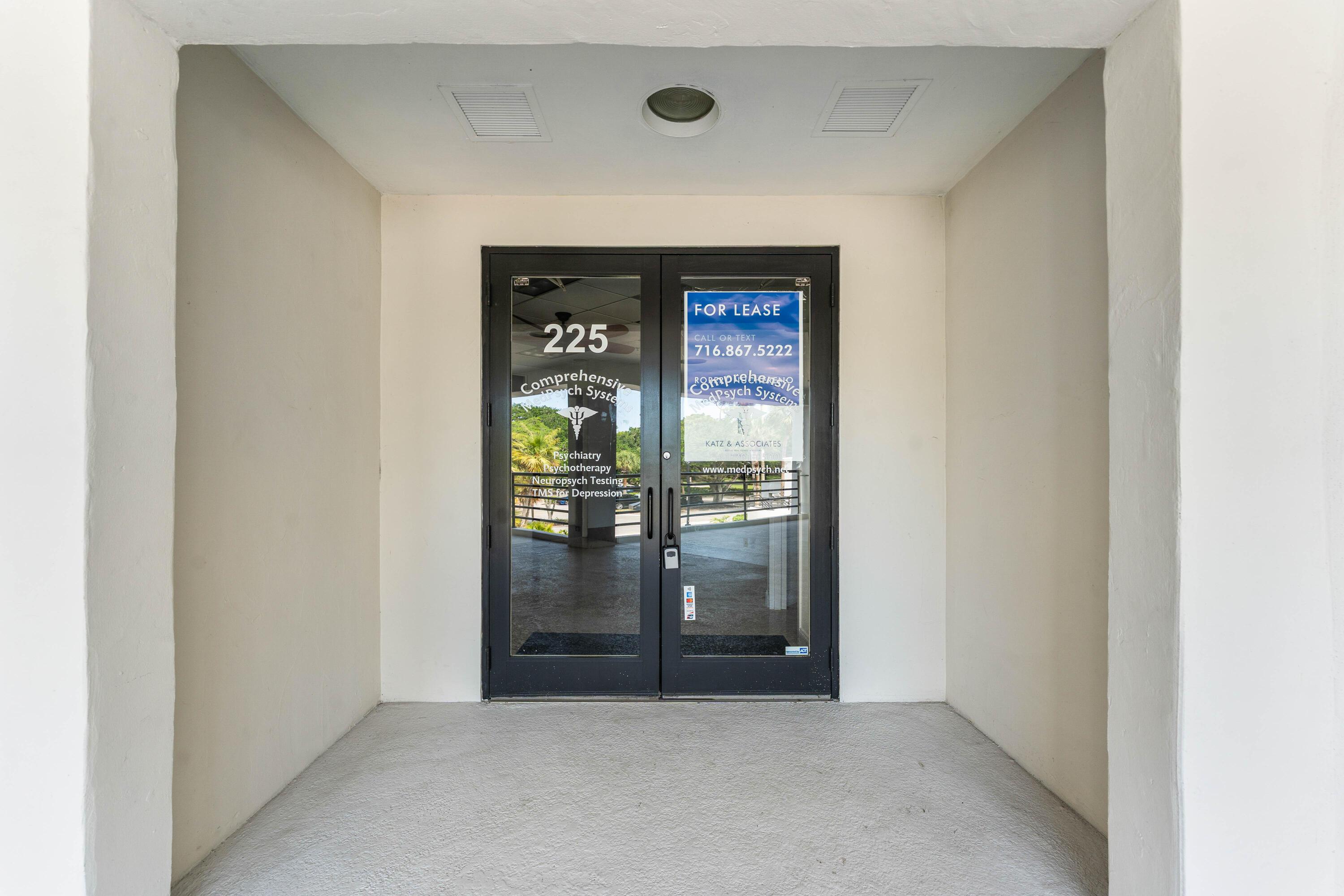 7880 Glades Road, Boca Raton, FL 33434, Boca Raton - Photo 5