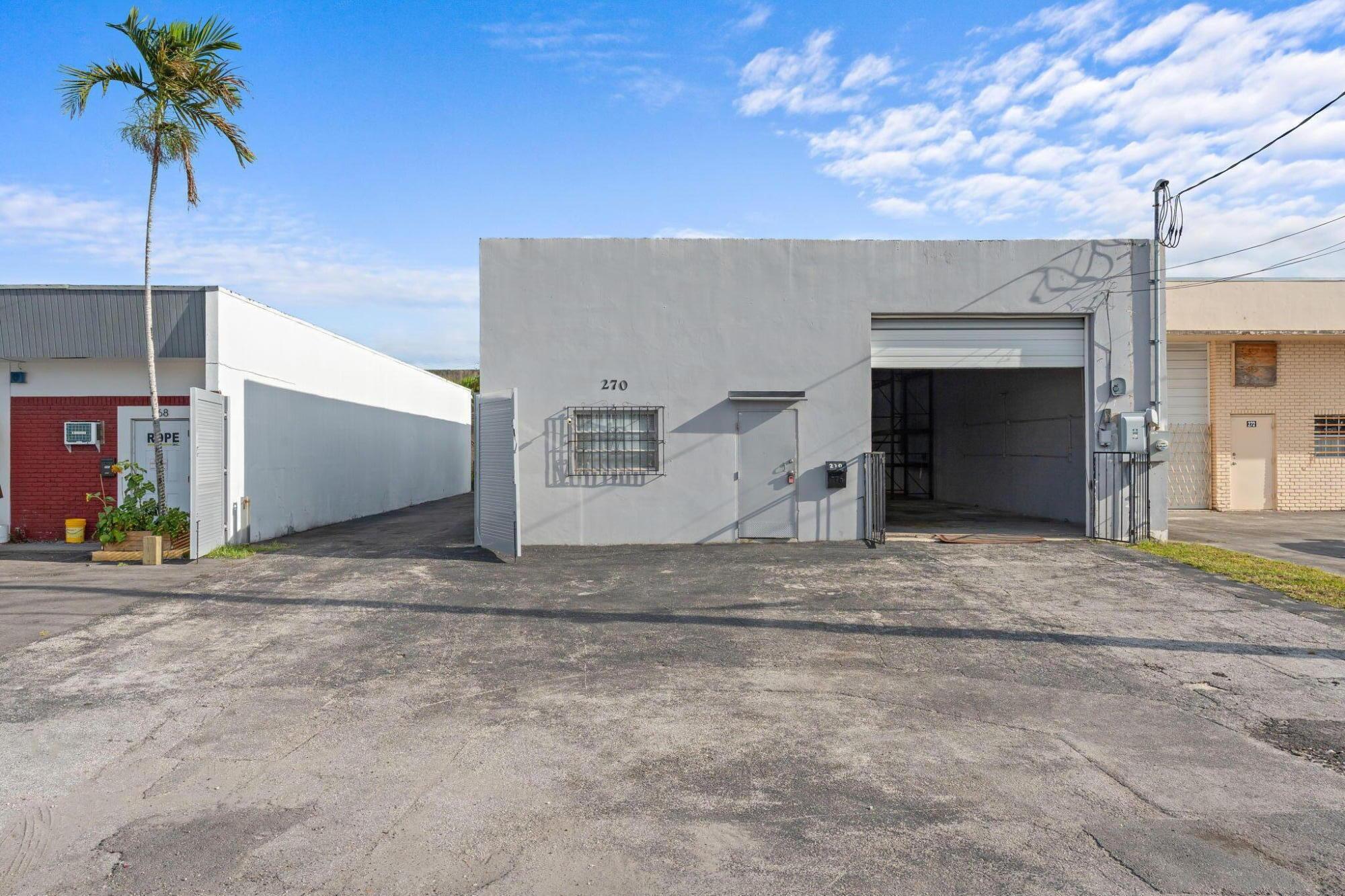 270 SW 33rd Street, Fort Lauderdale, FL 33315, Fort Lauderdale - Photo 2