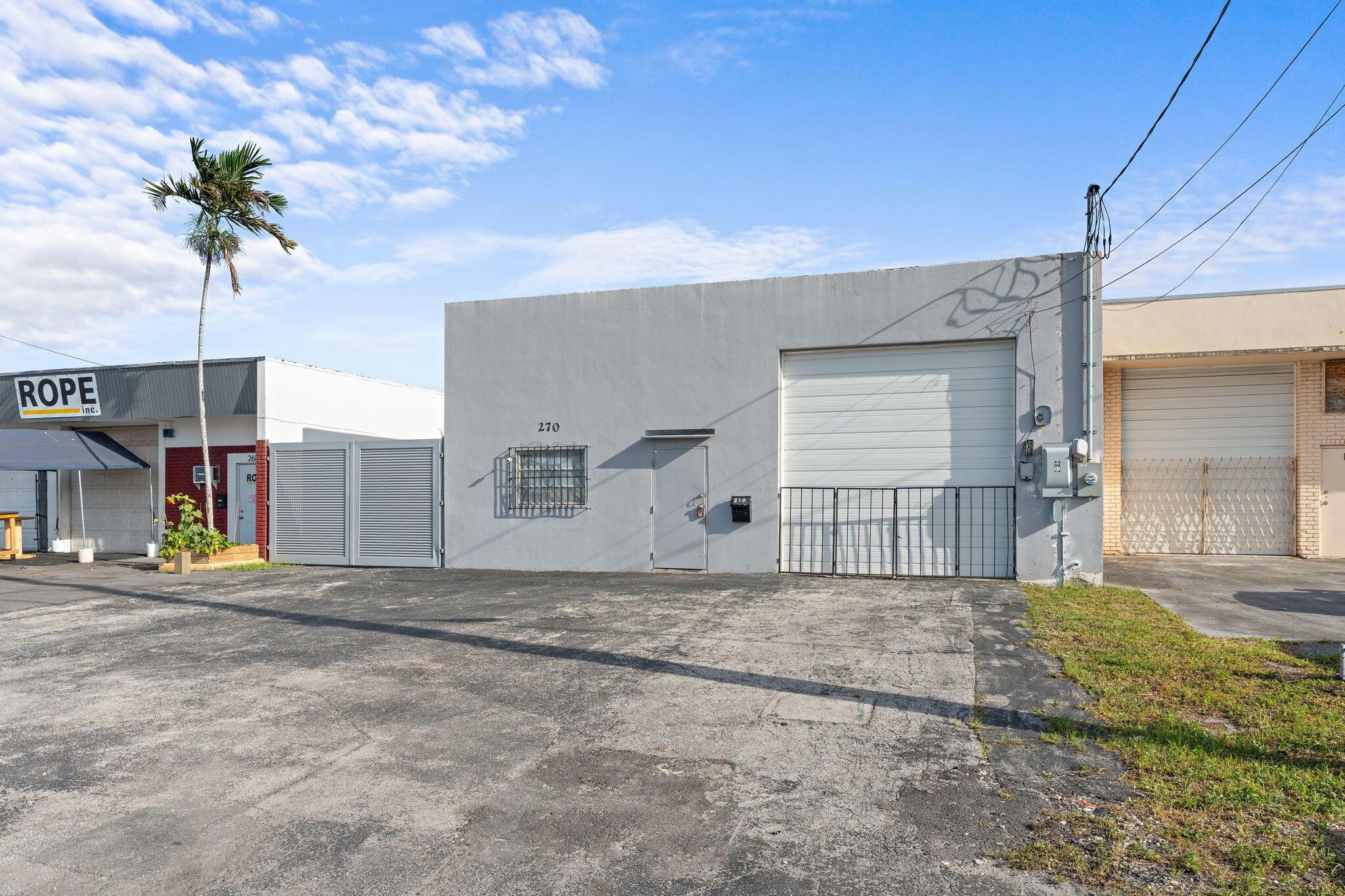 270 SW 33rd Street, Fort Lauderdale, FL 33315, Fort Lauderdale - Photo 3