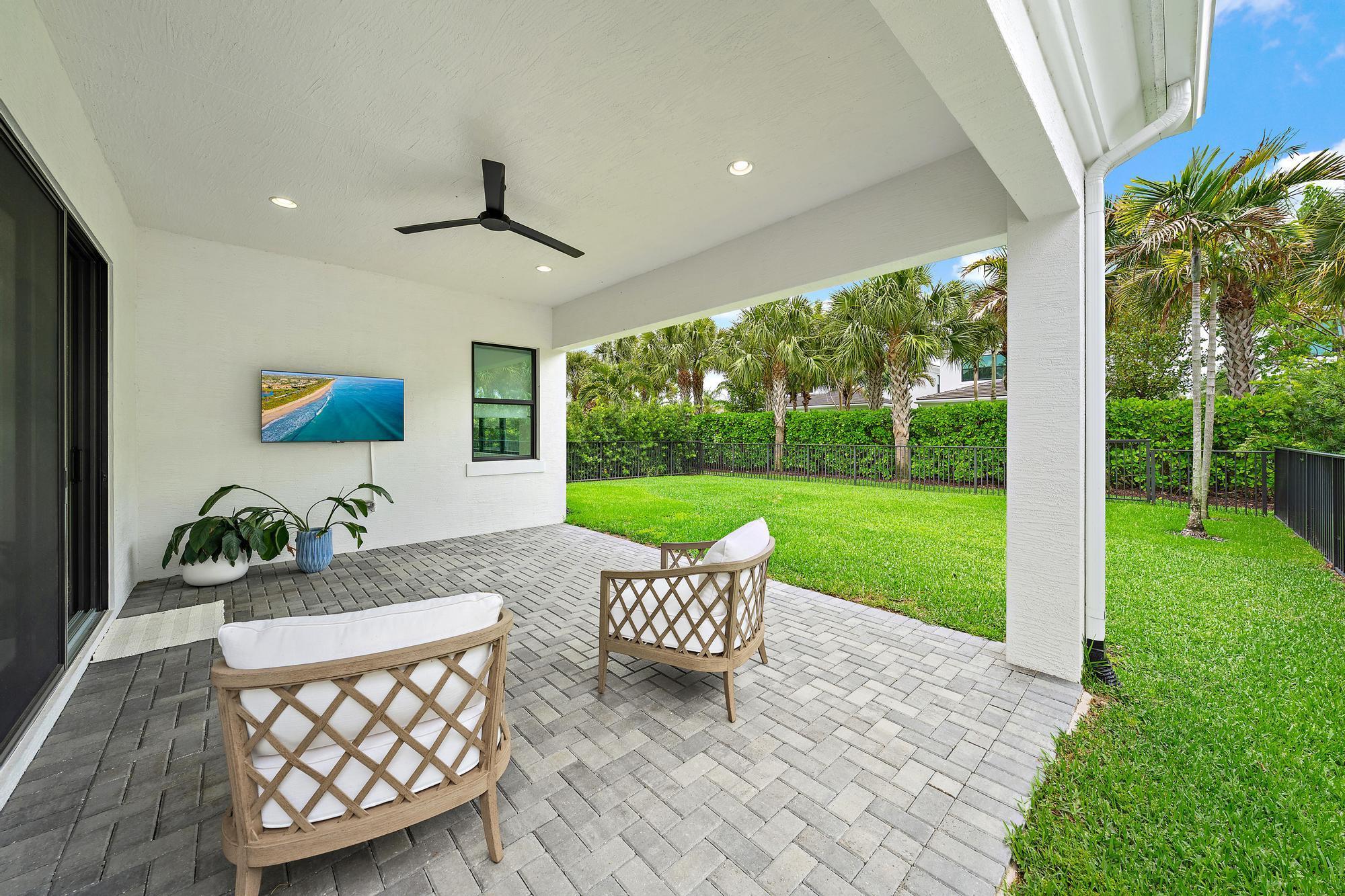 13185 Faberge Place, Palm Beach Gardens, FL 33418, Palm Beach Gardens - Photo 2
