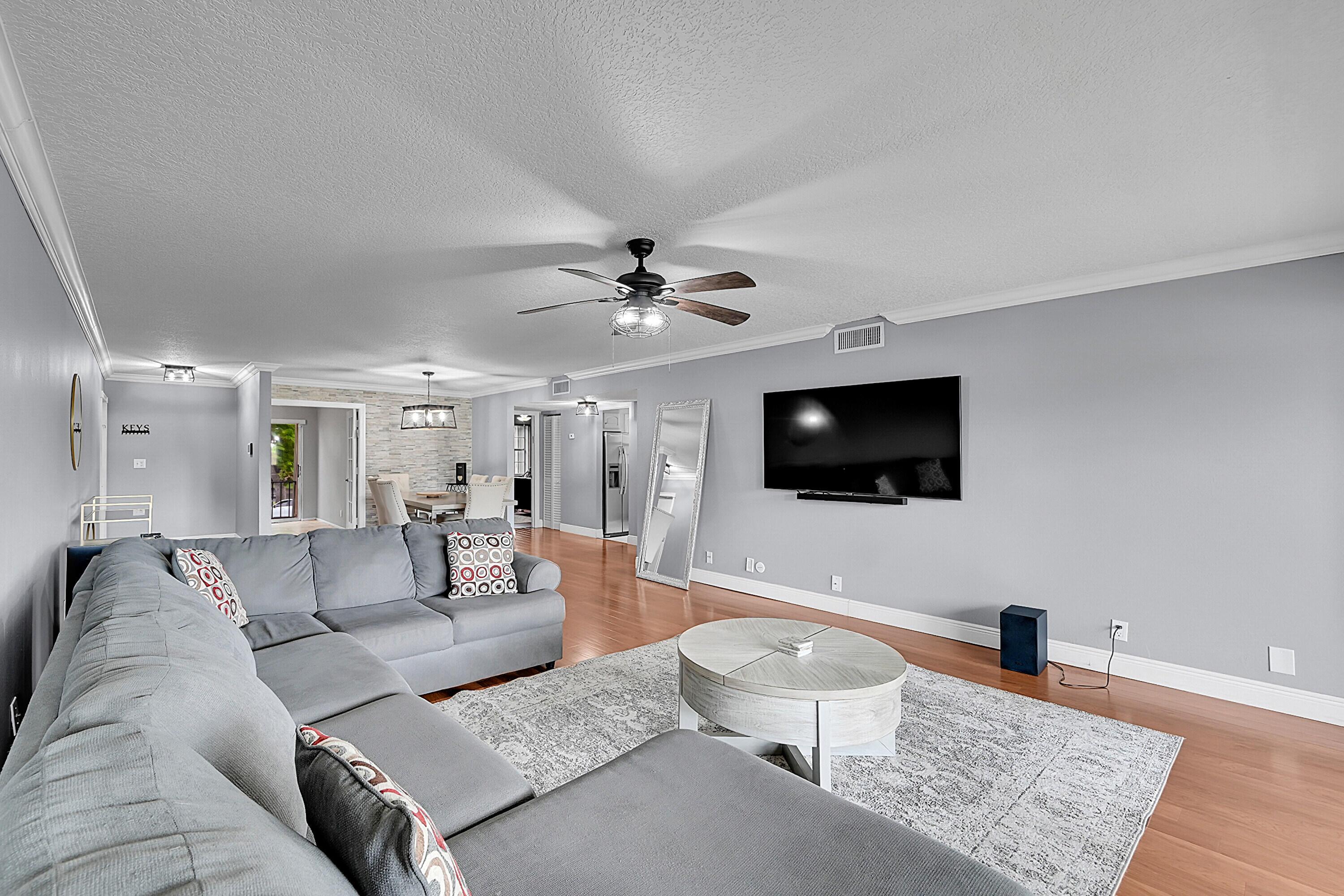 3630 Citrus Trace 4, Davie, FL 33328, Davie - Photo 2