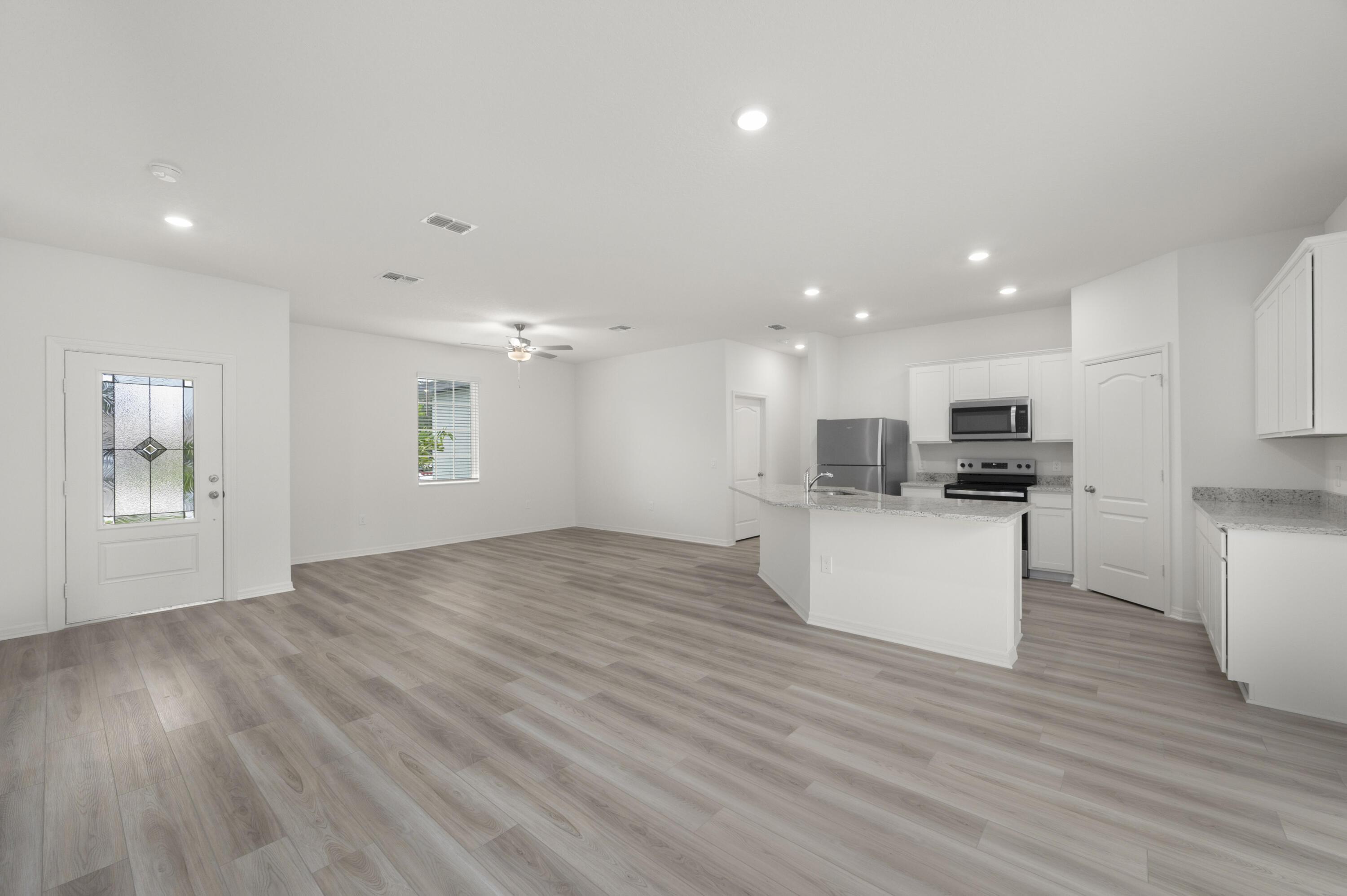 9375 103rd Avenue, Vero Beach, FL 32967, Vero Beach - Photo 5