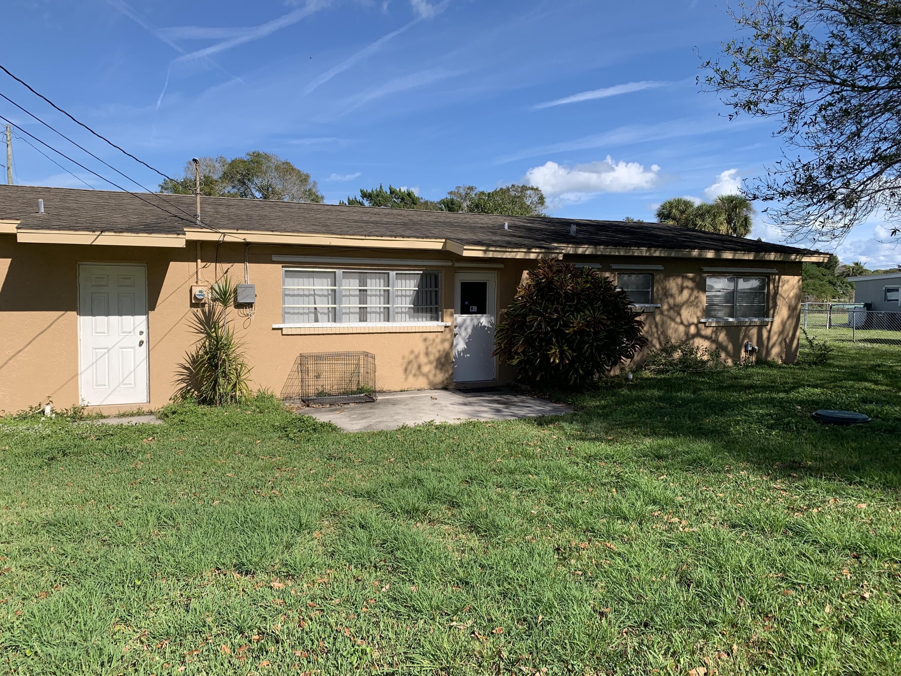 363 Hosbine Street, Fort Pierce, FL 34982, Fort Pierce - Photo 4