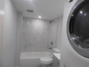 , Lauderhill - Photo 4