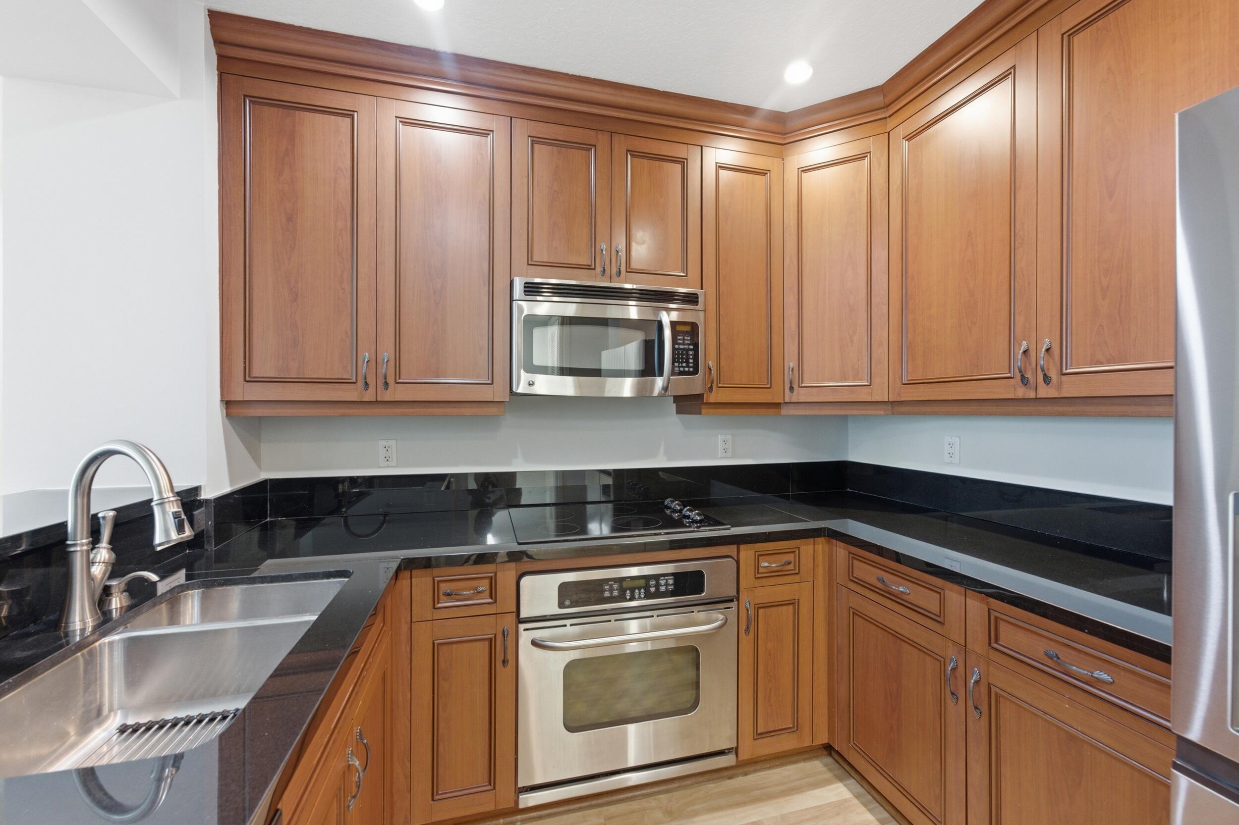 200 NE 2nd Avenue 316, Delray Beach, FL 33444, Delray Beach - Photo 5