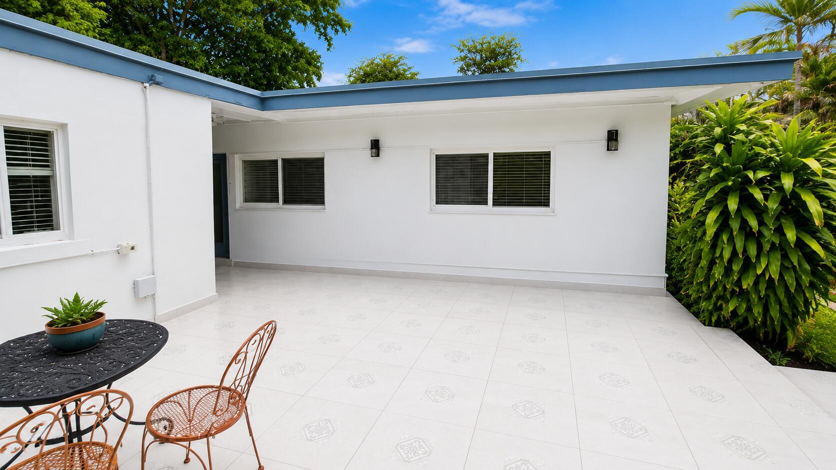 2130 NE 191st Drive, North Miami Beach, FL 33179, North Miami Beach - Photo 3