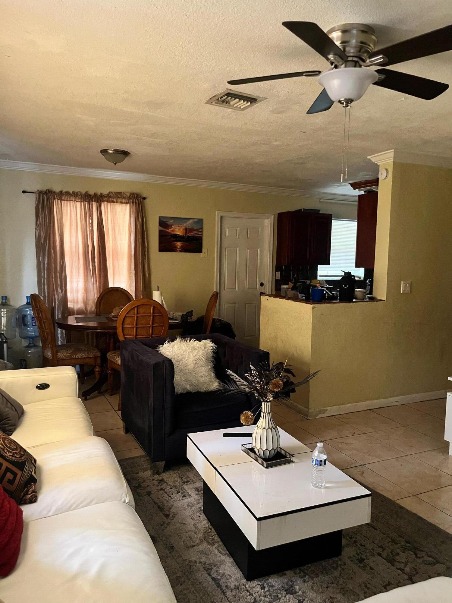 4730 NE 2nd Avenue NE, Deerfield Beach, FL 33064, Deerfield Beach - Photo 5