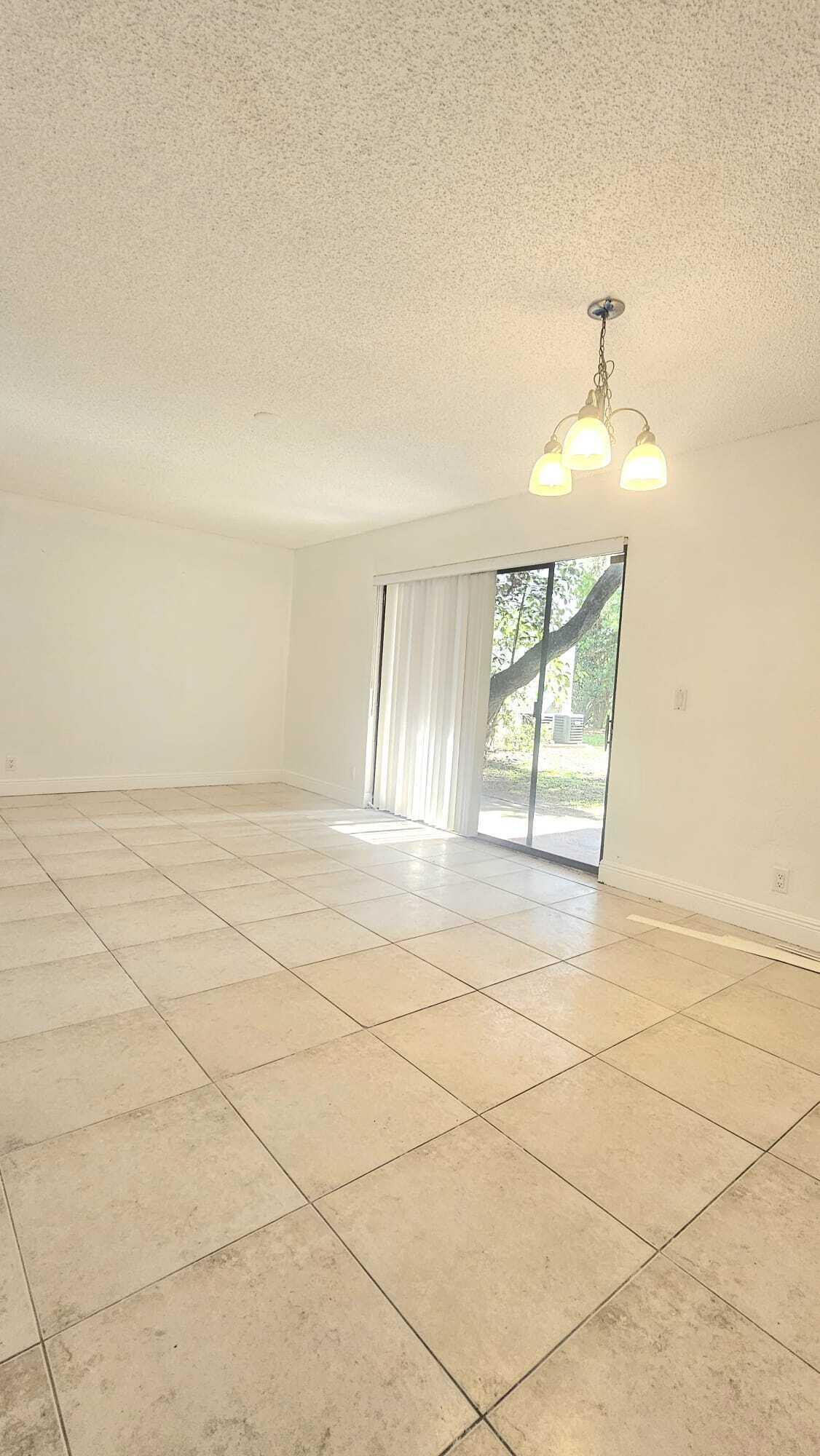 1641 Balfour Point Drive A, West Palm Beach, FL 33411, West Palm Beach - Photo 2
