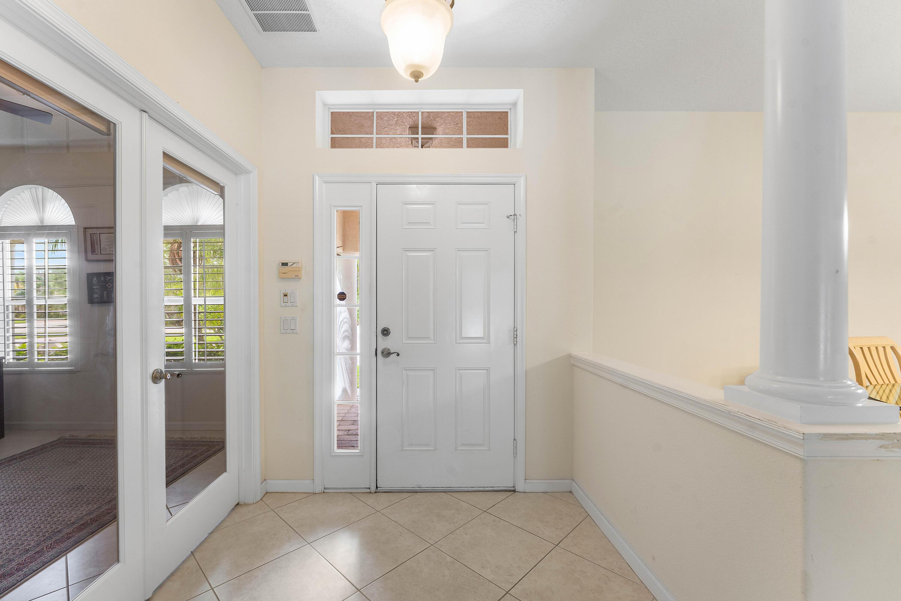 4717 NW Winter Oak Court, Jensen Beach, FL 34957, Jensen Beach - Photo 4