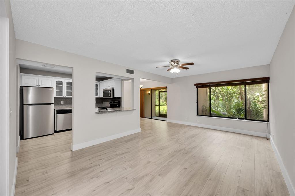 1169 NW 13th Street 1, Boca Raton, FL 33486, Boca Raton - Photo 3