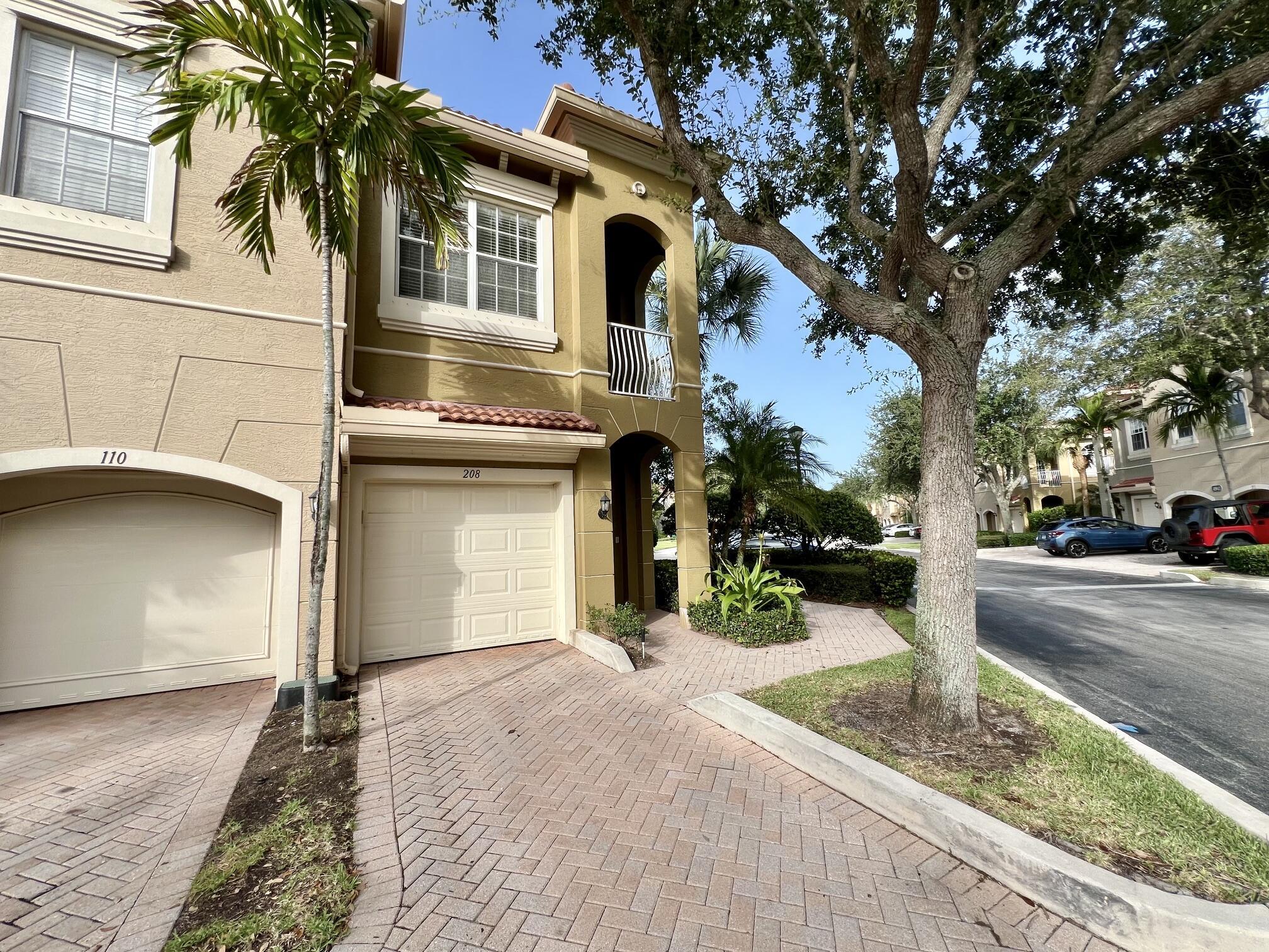 4930 Bonsai Circle 208, Palm Beach Gardens, FL 33418, Palm Beach Gardens - Photo 3