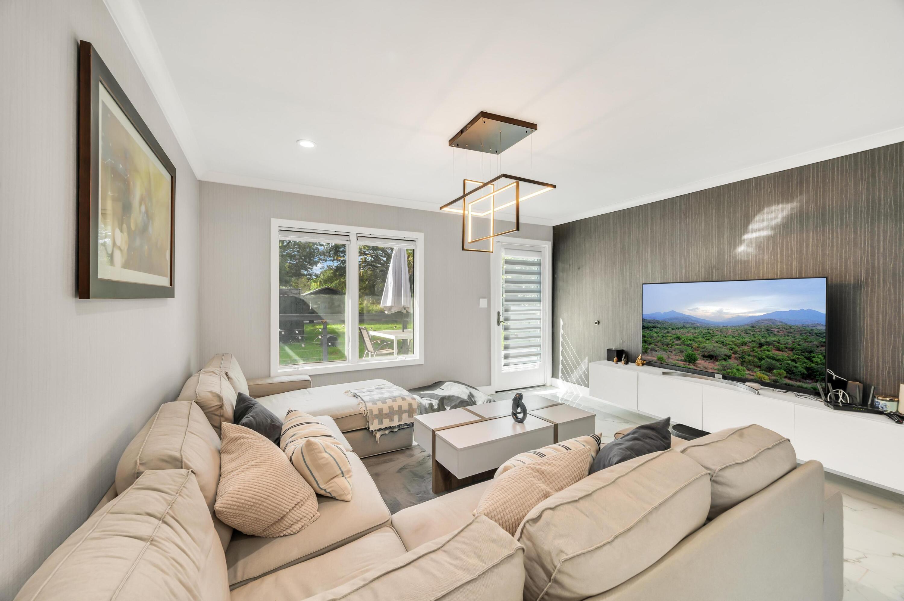 6320 86th Lane, Vero Beach, FL 32967, Vero Beach - Photo 3