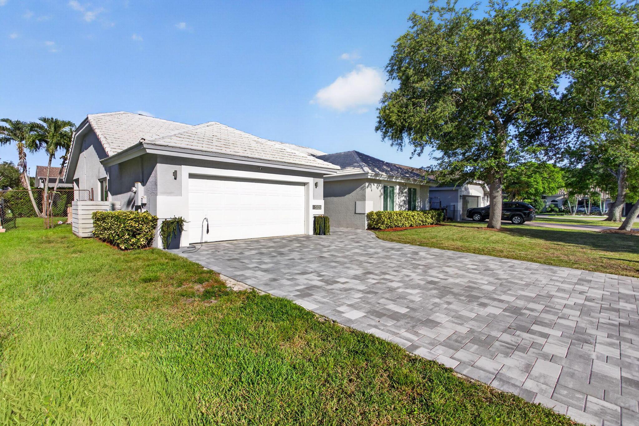 5120 NW 43rd Terrace, Coconut Creek, FL 33073, Coconut Creek - Photo 3