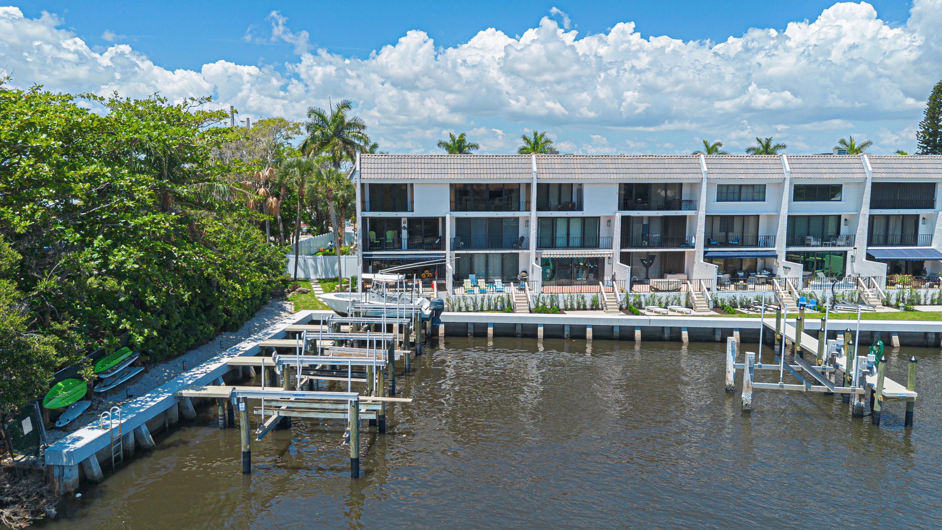 801 Palm Trail 9, Delray Beach, FL 33483, Delray Beach - Photo 4