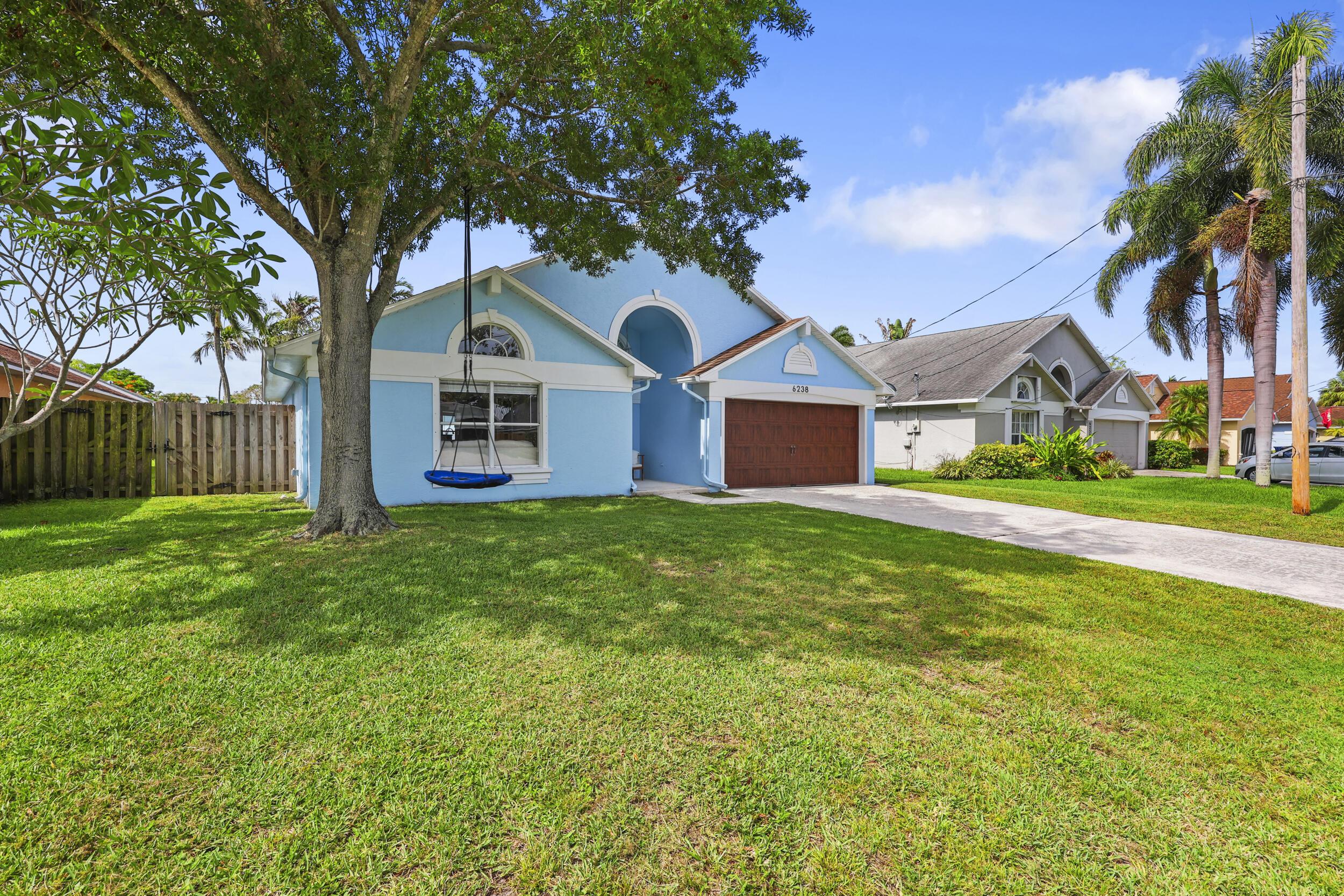 6238 Pompano Street, Jupiter, FL 33458, Jupiter - Photo 2
