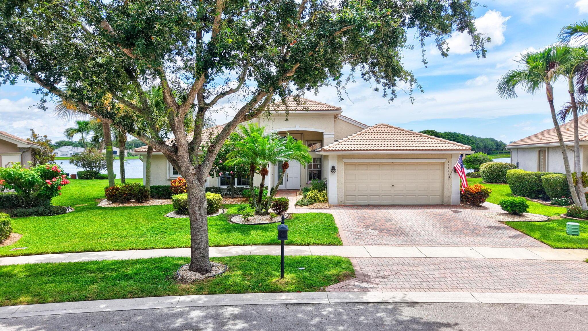 13461 Barcelona Lake Circle, Delray Beach, FL 33446, Delray Beach - Photo 2