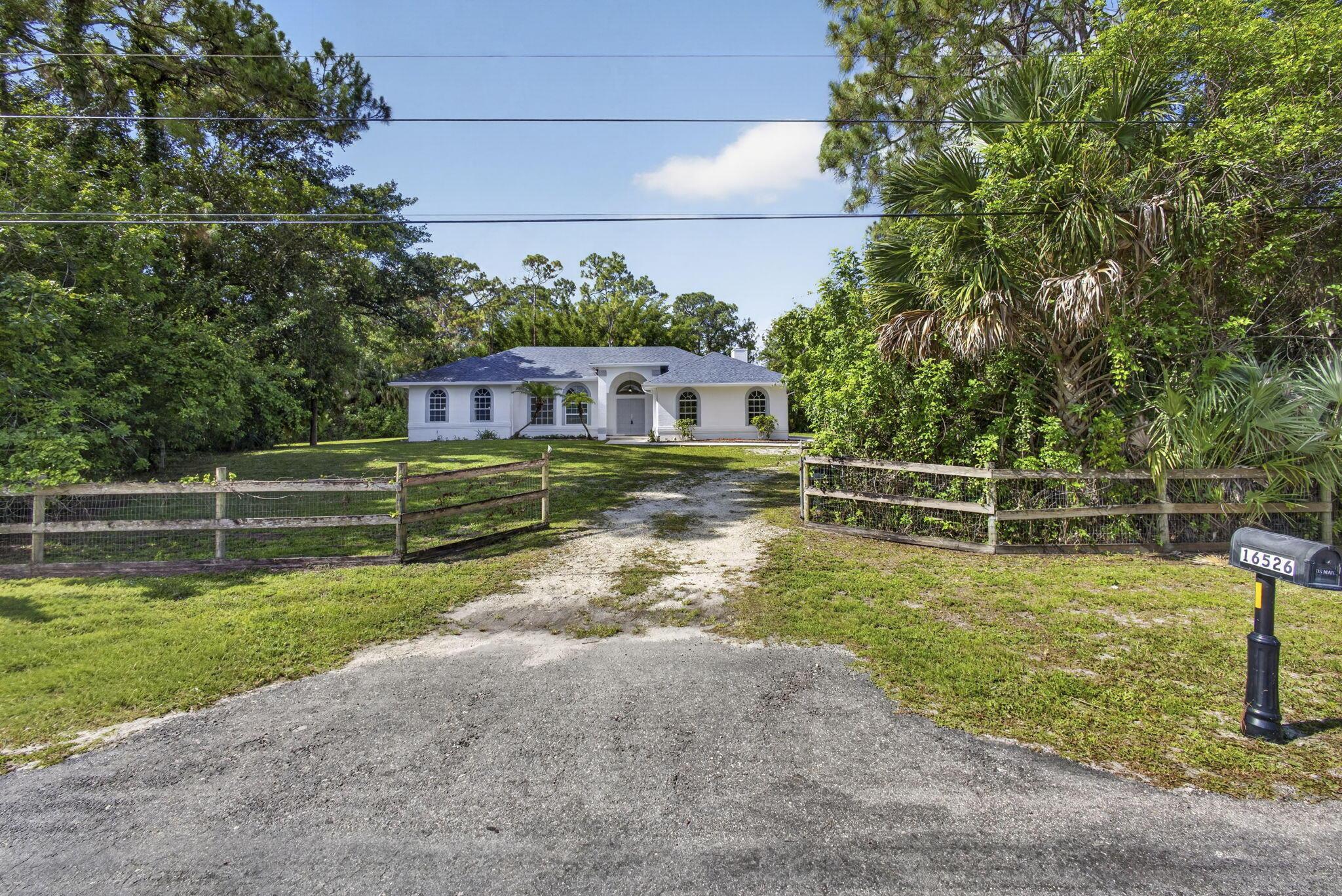 16526 N 78th Rd Road N, The Acreage, FL 33470, The Acreage - Photo 2