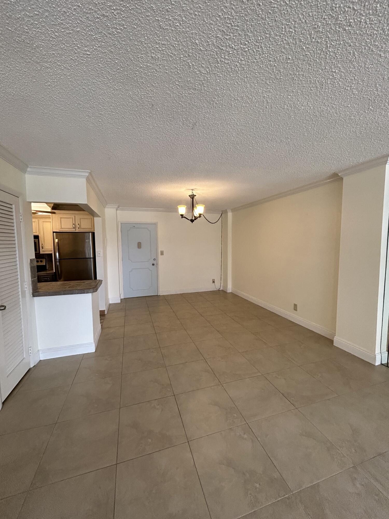 305 N Pompano Beach Boulevard 205, Pompano Beach, FL 33062, Pompano Beach - Photo 3