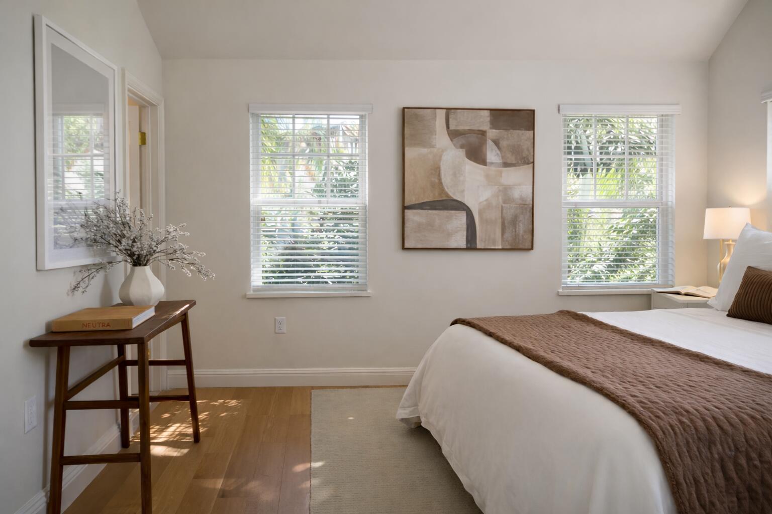 184 Sunset Avenue 303, Palm Beach, FL 33480, Palm Beach - Photo 3