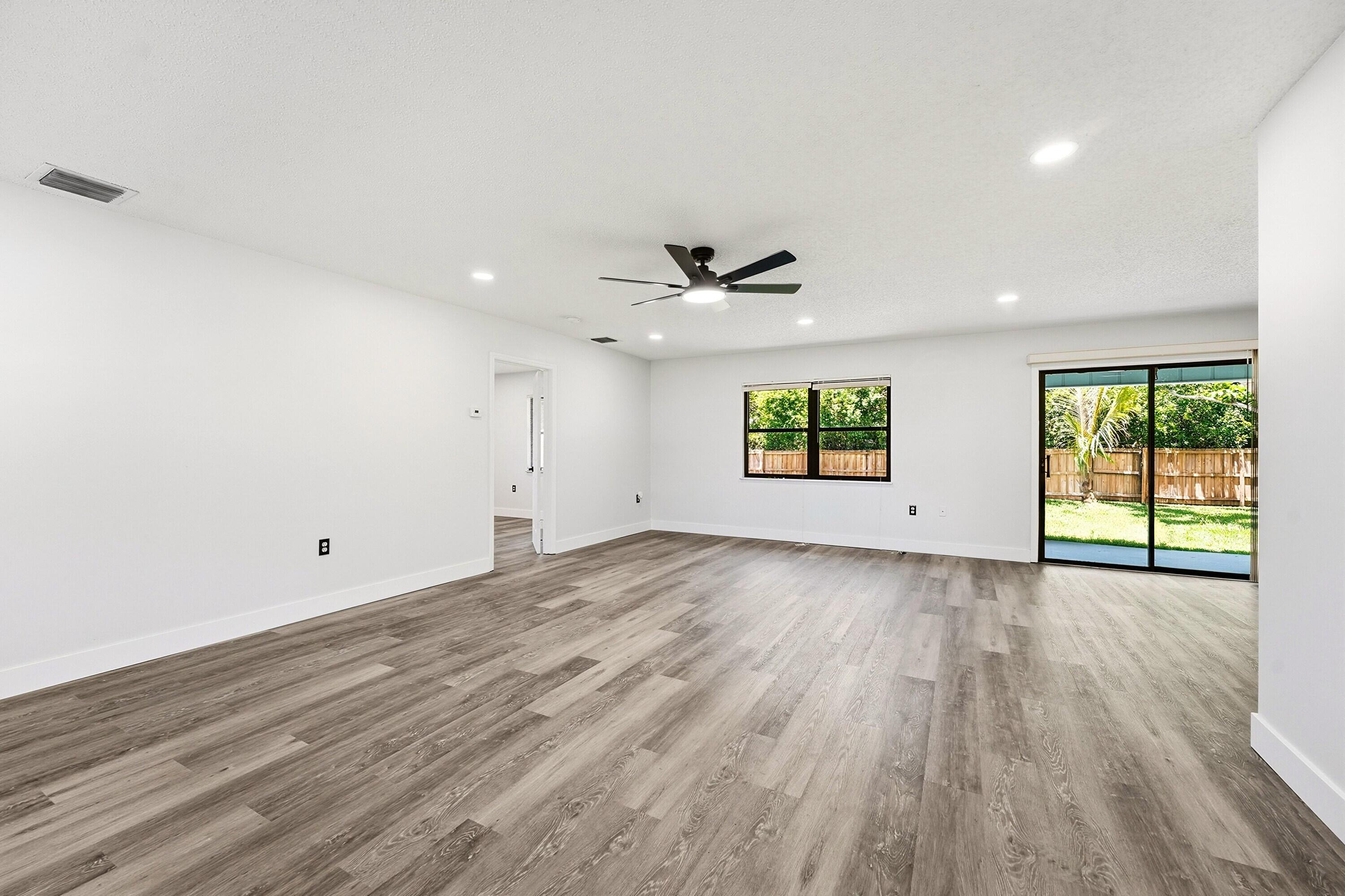 6007 Fort Pierce Boulevard, Fort Pierce, FL 34951, Fort Pierce - Photo 4