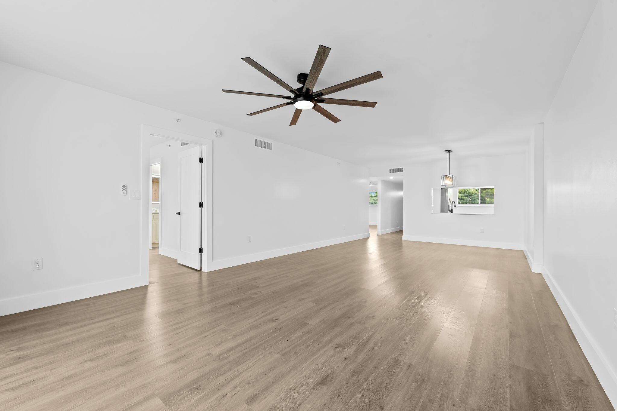 4734 E Lucerne Lakes Blvd E 303, Lake Worth, FL 33467, Lake Worth