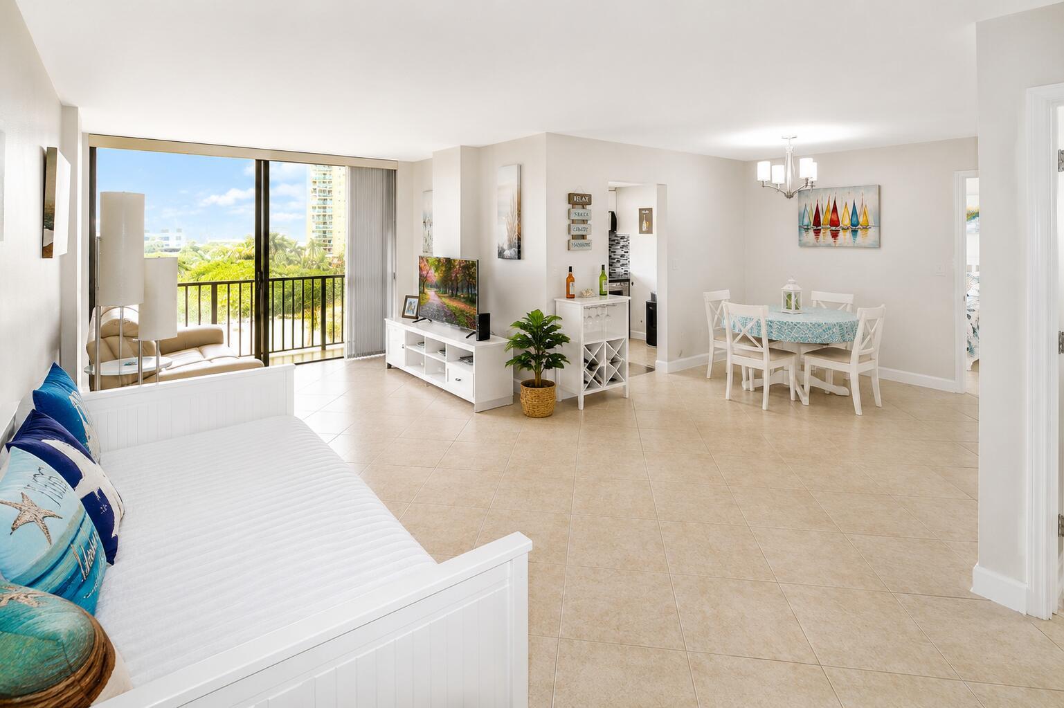 17021 N Bay Road 816, Sunny Isles Beach, FL 33160, Sunny Isles Beach
