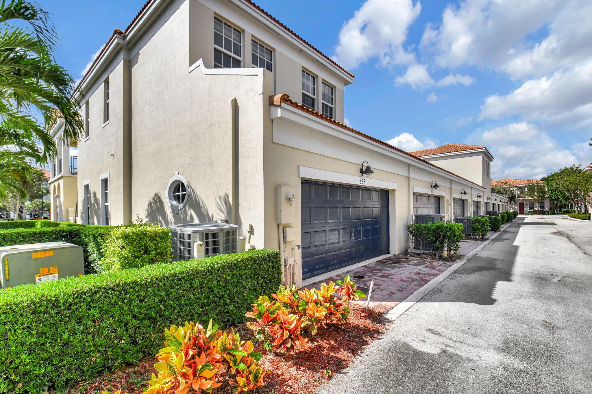 838 NW 83rd Lane, Boca Raton, FL 33487, Boca Raton - Photo 3