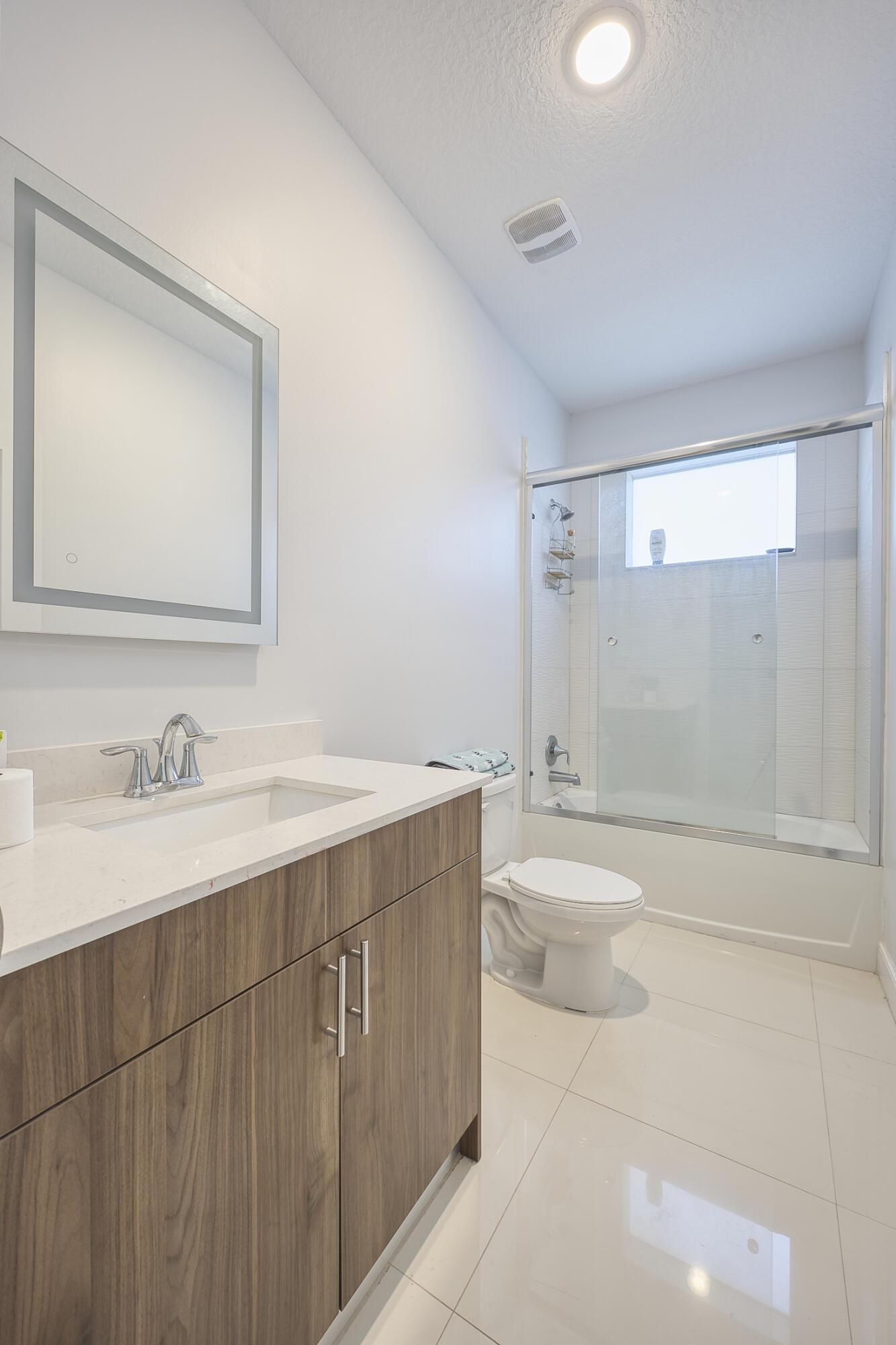941 Fitch Drive, West Palm Beach, FL 33415, West Palm Beach - Photo 2