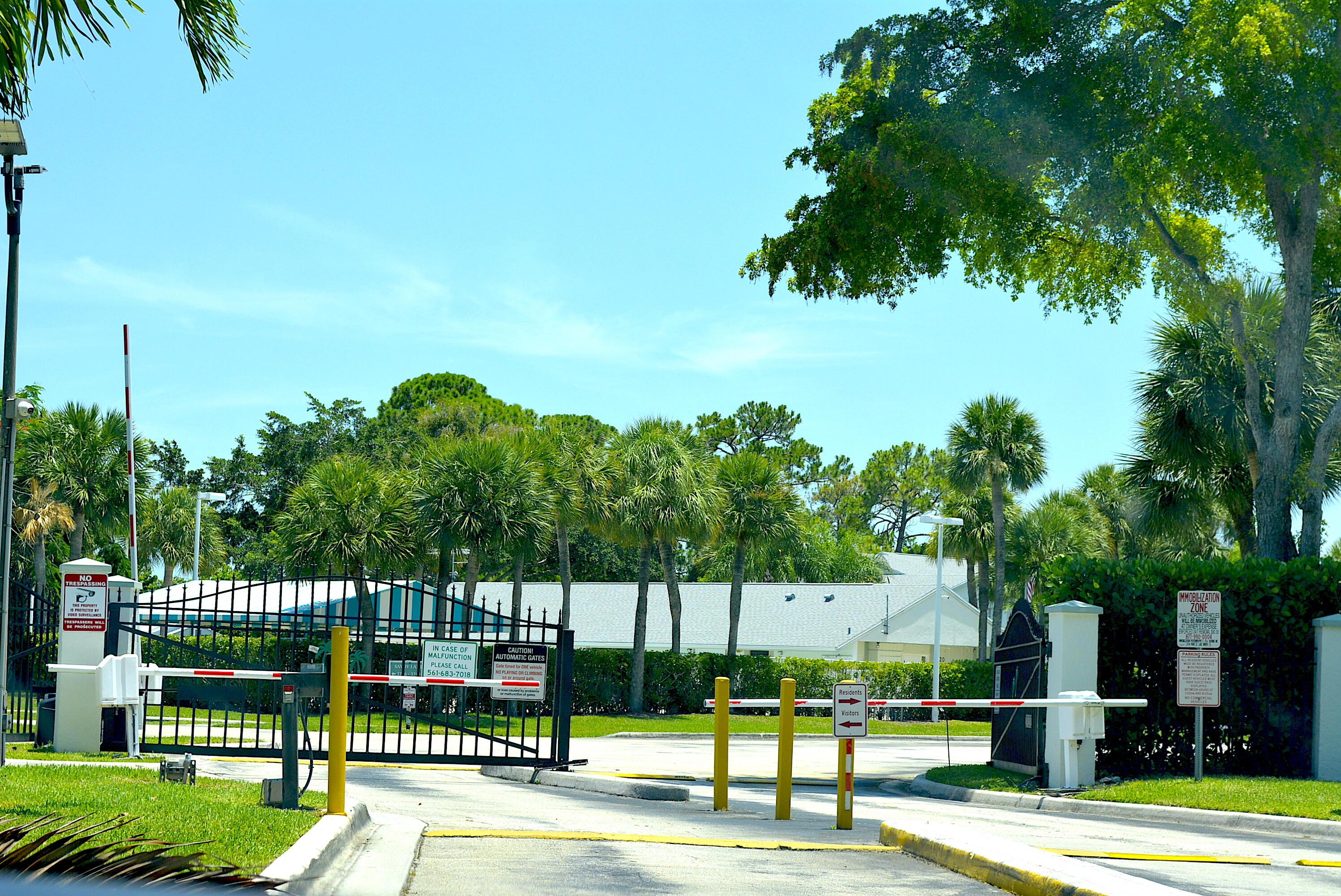 3726 Savoy Lane D2, West Palm Beach, FL 33417, West Palm Beach - Photo 2
