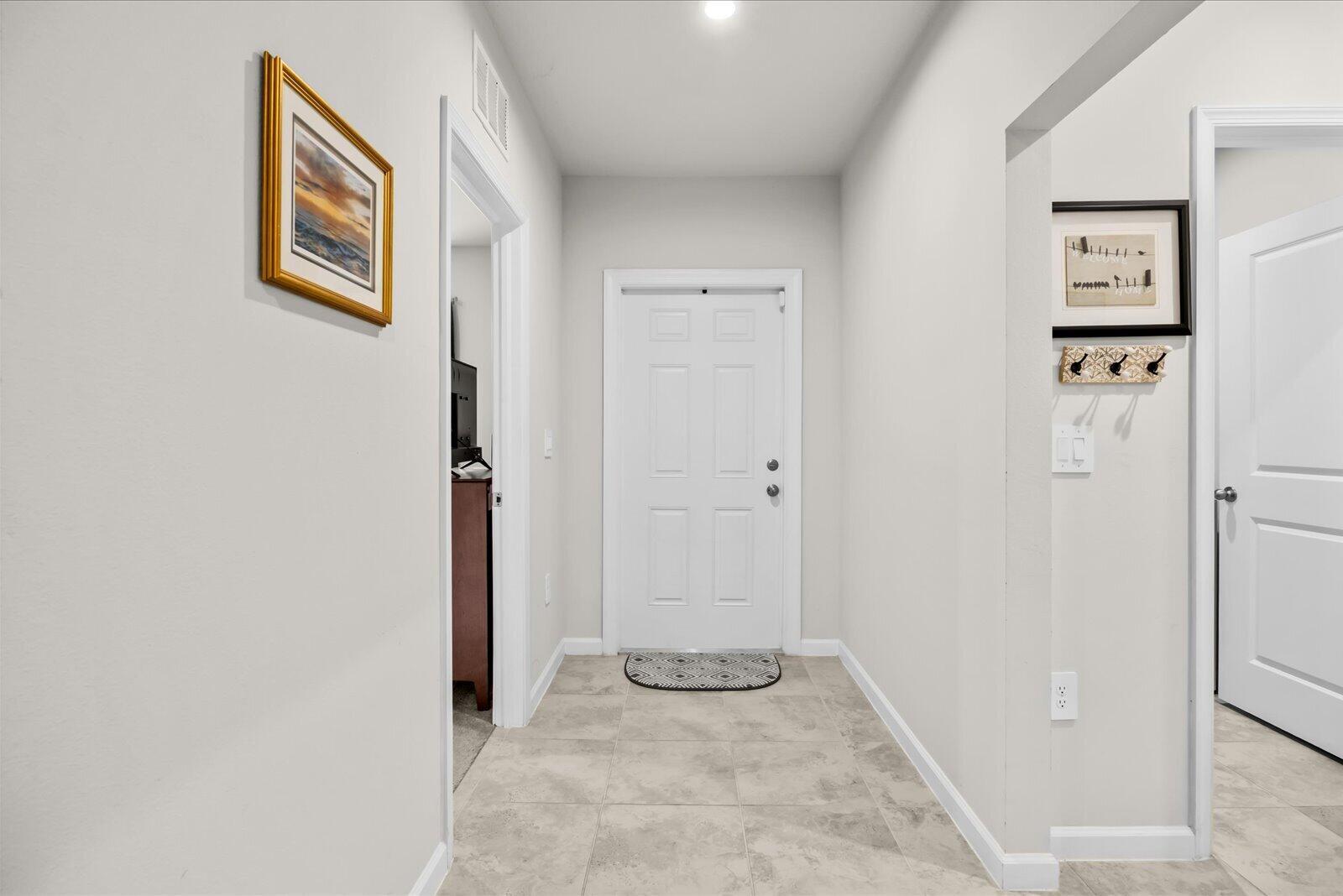 843 Persimmon Place, Fort Pierce, FL 34981, Fort Pierce - Photo 5