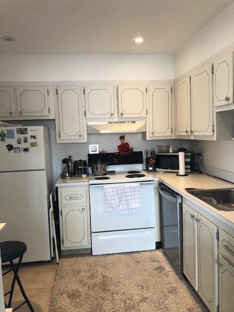 370 Saxony Trail, Delray Beach, FL 33446, Delray Beach - Photo 3