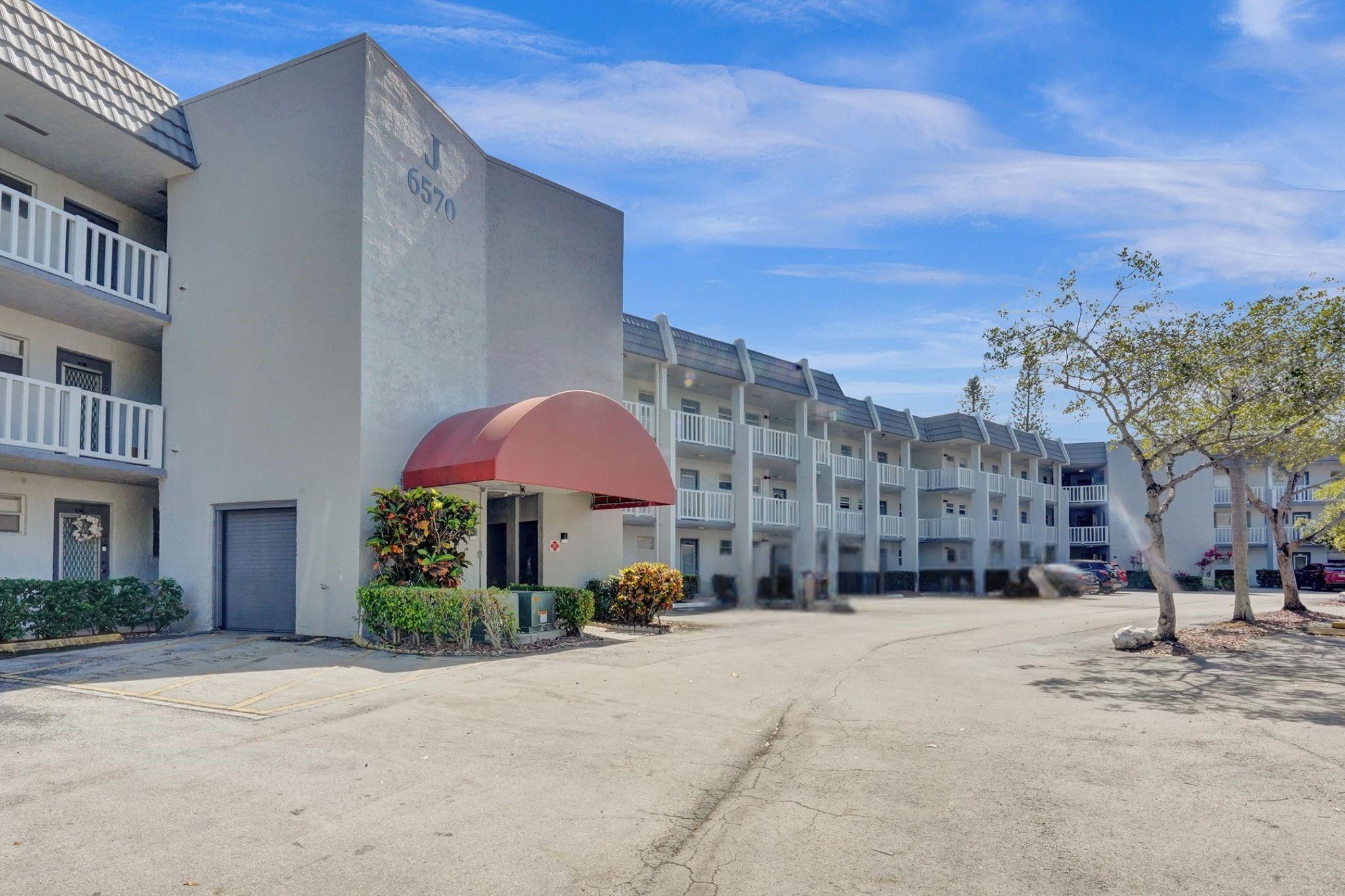 6570 Royal Palm Boulevard 210j, Margate, FL 33063, Margate - Photo 3