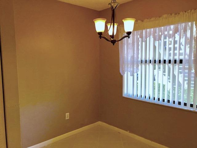 7844 Willow Spring Drive 1715, Lake Worth, FL 33467, Lake Worth - Photo 4