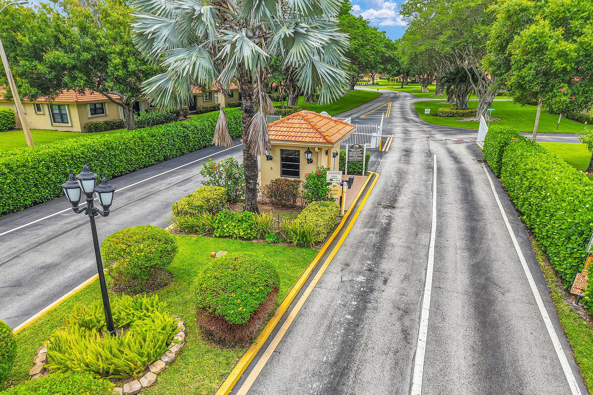 4450 Nutmeg Tree Lane A, Boynton Beach, FL 33436, Boynton Beach - Photo 4