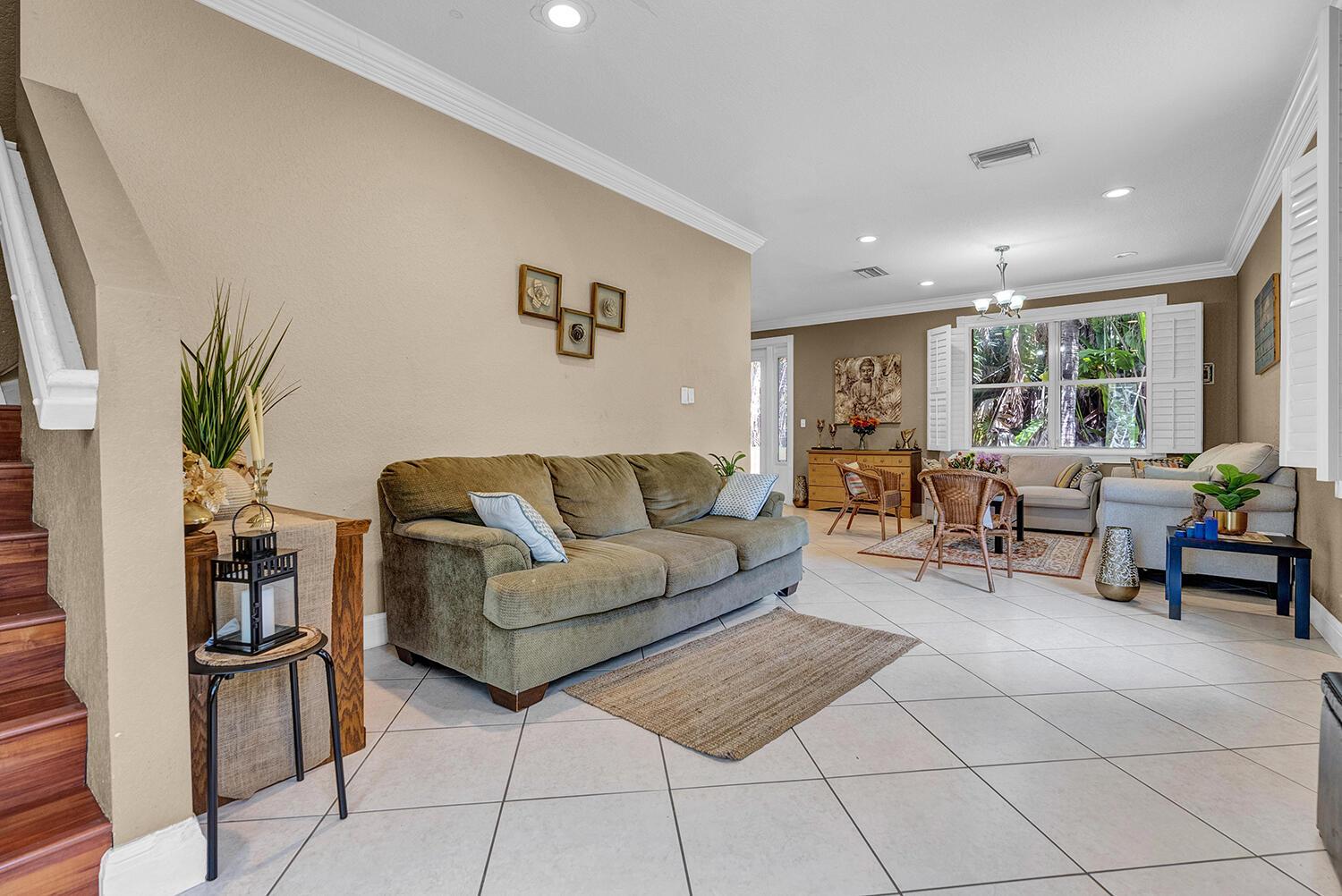 8020 NW 70th Avenue, Parkland, FL 33067, Parkland - Photo 3