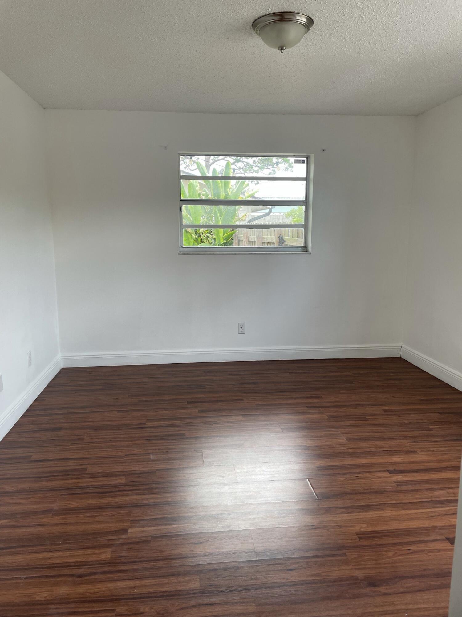 1990 SW 9th Street 1-2, Fort Lauderdale, FL 33312, Fort Lauderdale - Photo 4