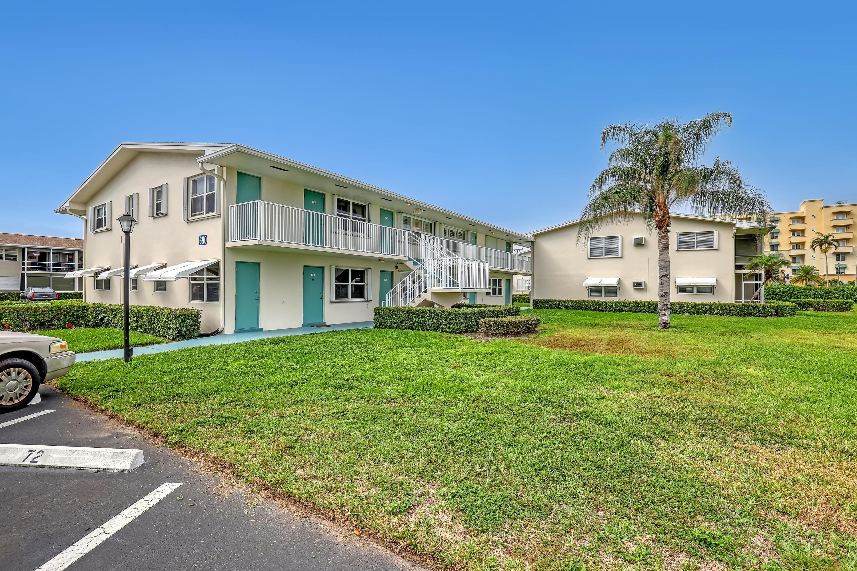 680 Horizon W 110, Boynton Beach, FL 33435, Boynton Beach - Photo 4